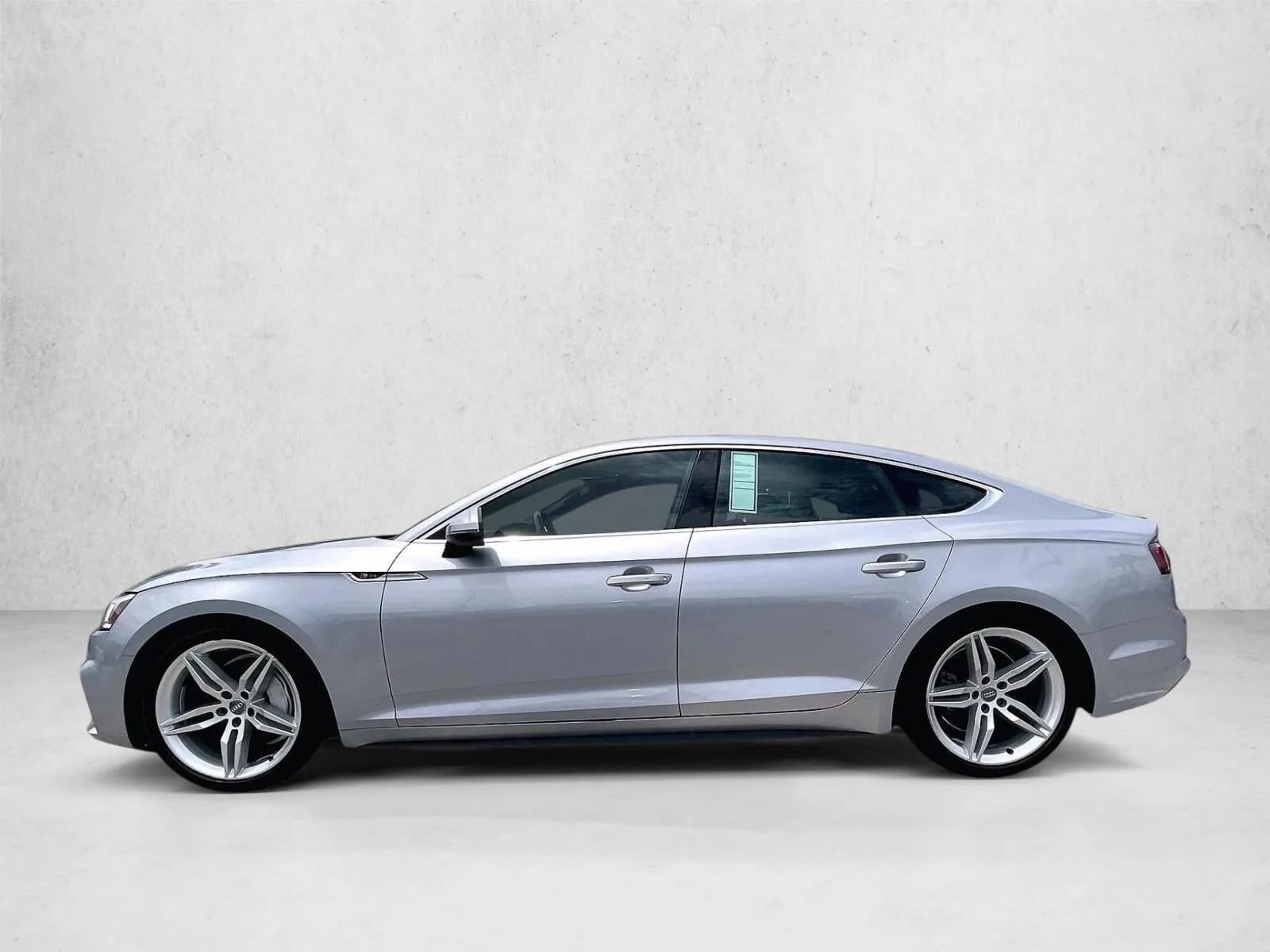 2019 Audi A5 45 Premium photo 6
