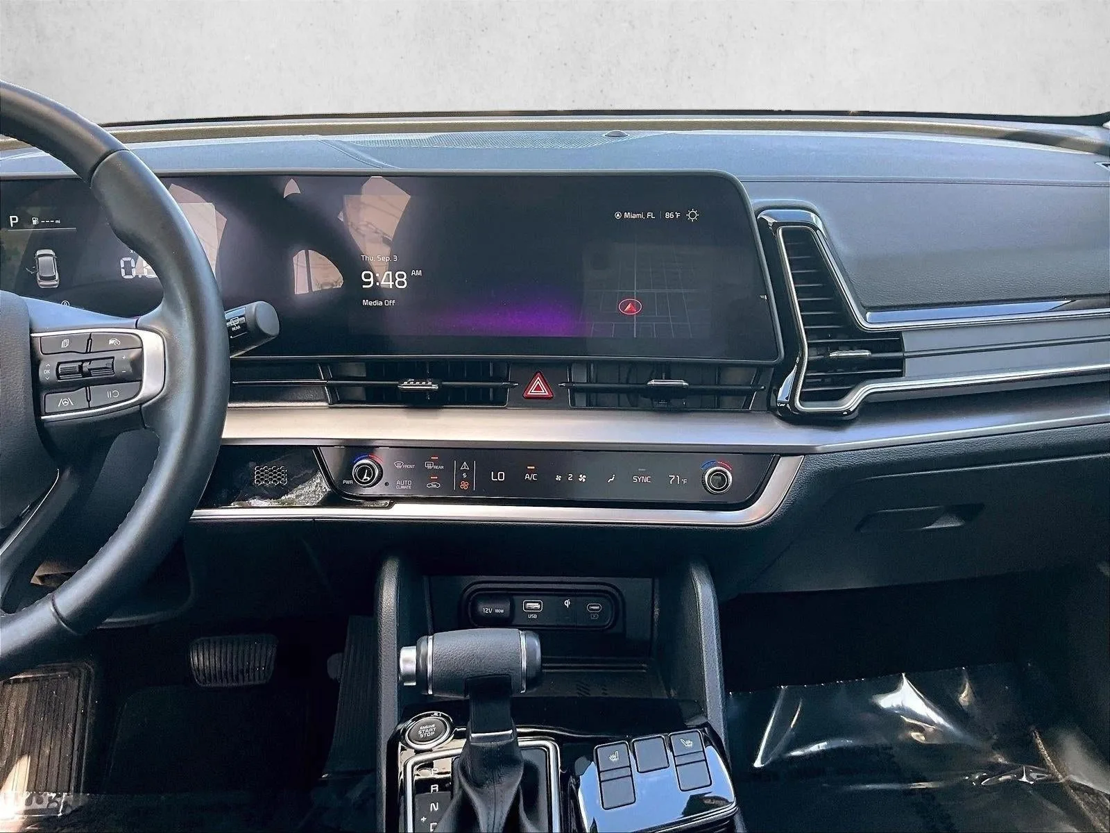 2025 Kia Sportage EX photo 8