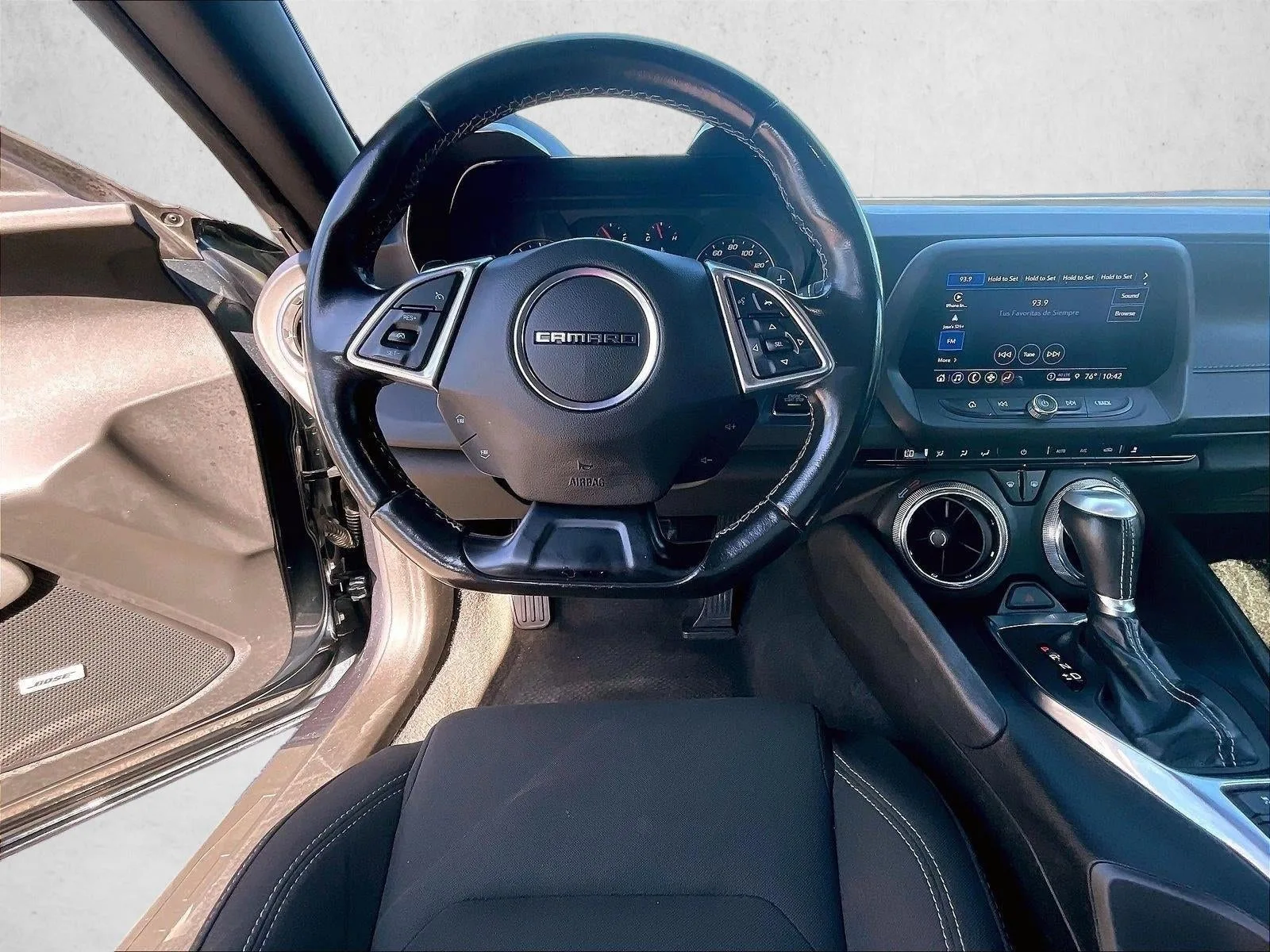2023 Chevrolet Camaro 1LT photo 6