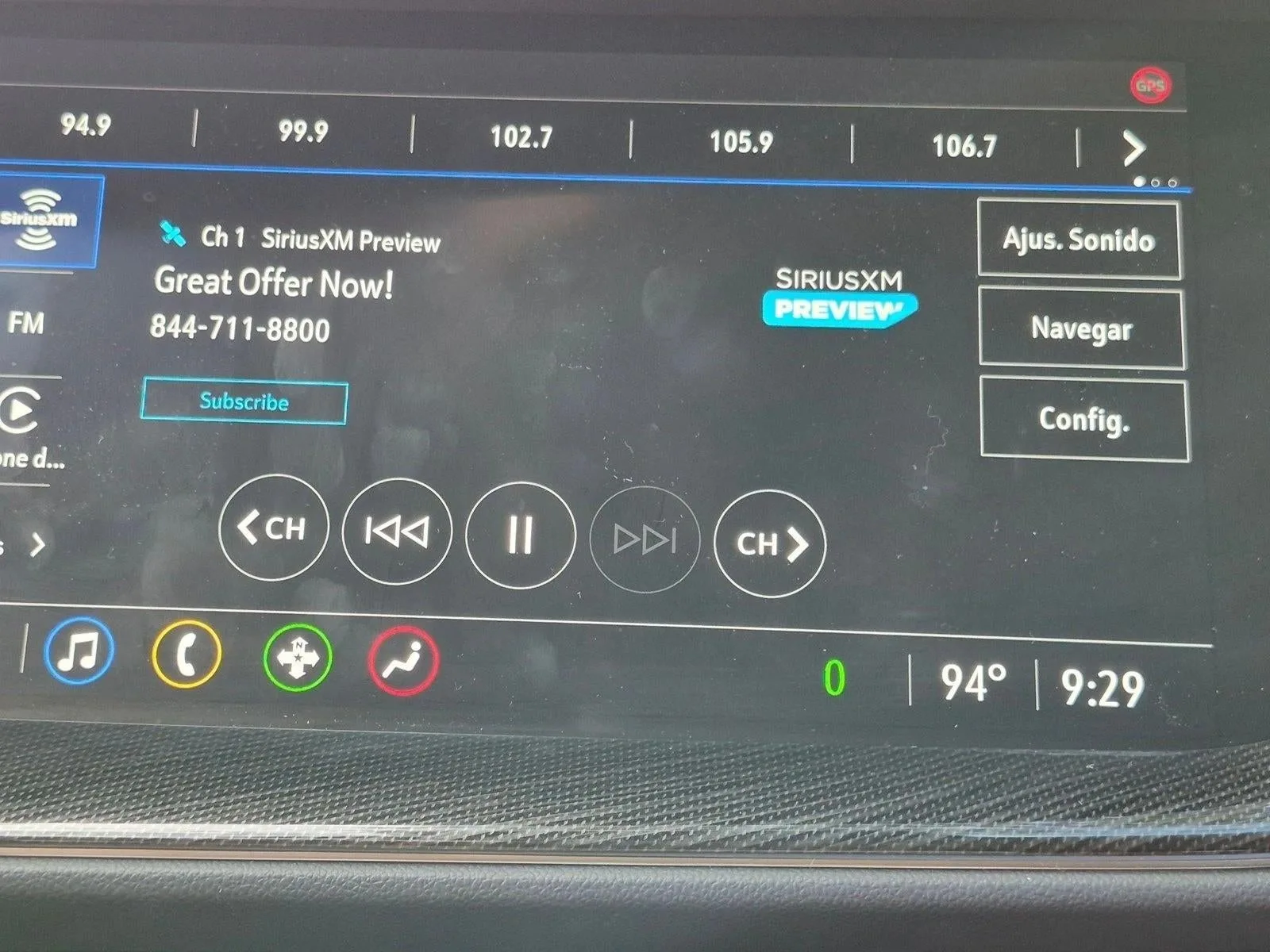 2023 Buick Envision FWD 4dr Essence photo 11