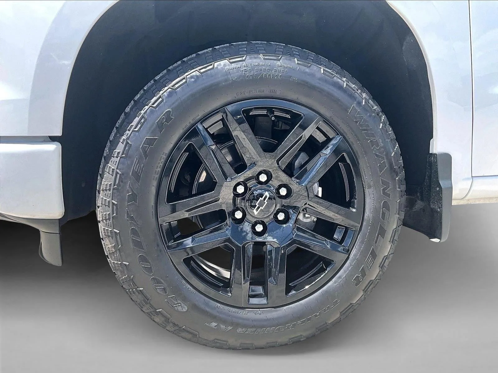 2025 Chevrolet Silverado 1500 RST photo 10