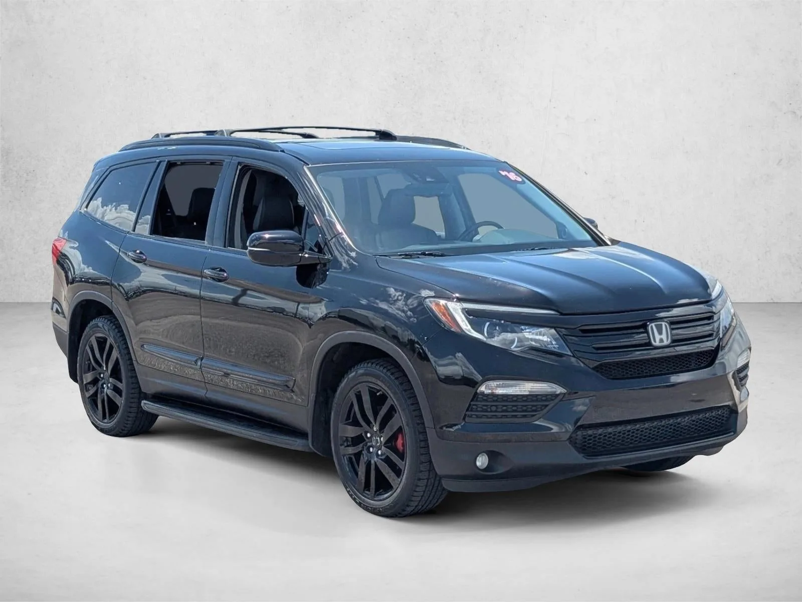 2016 Honda Pilot Elite photo 3