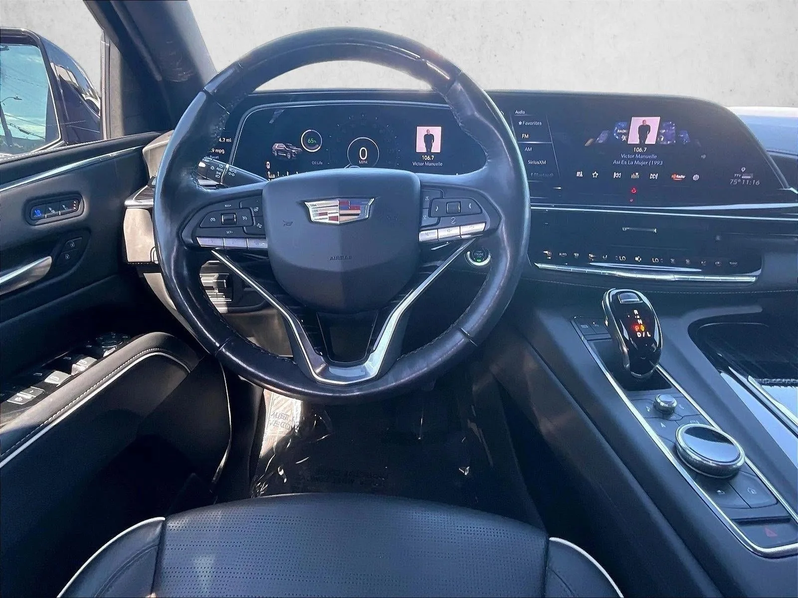 2023 Cadillac Escalade 4WD Sport photo 7