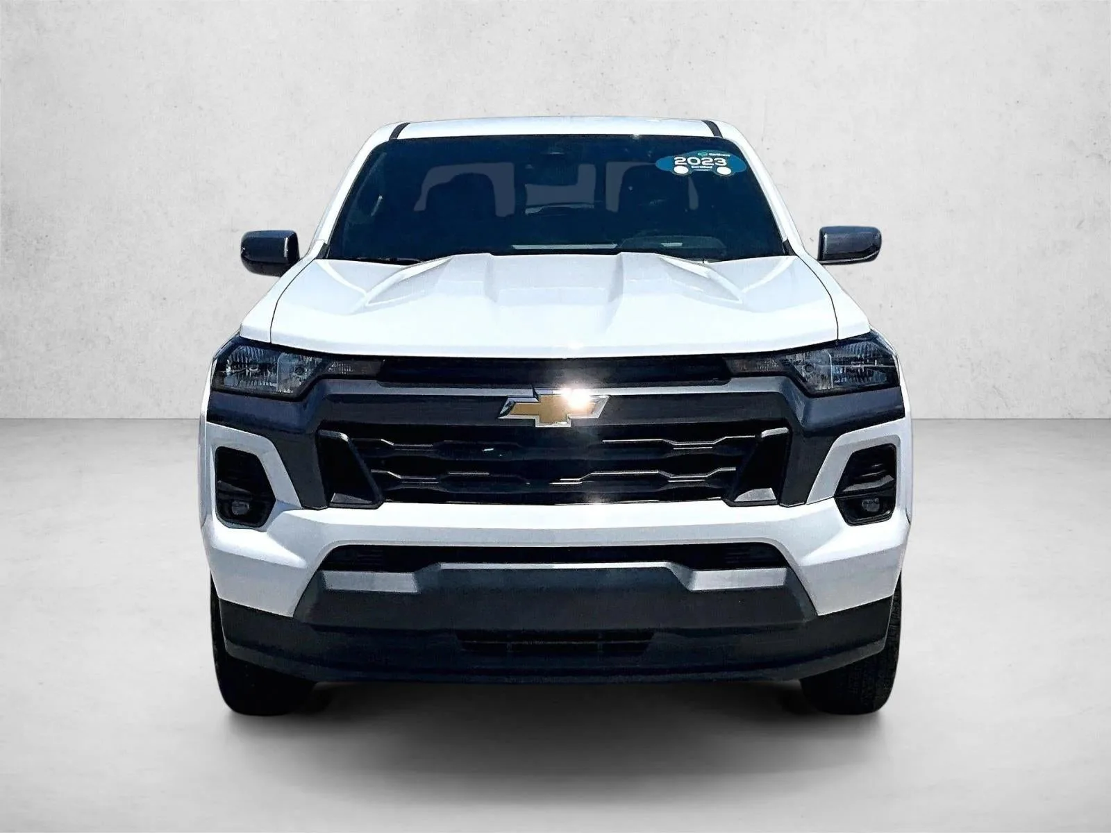 2023 Chevrolet Colorado LT photo 3