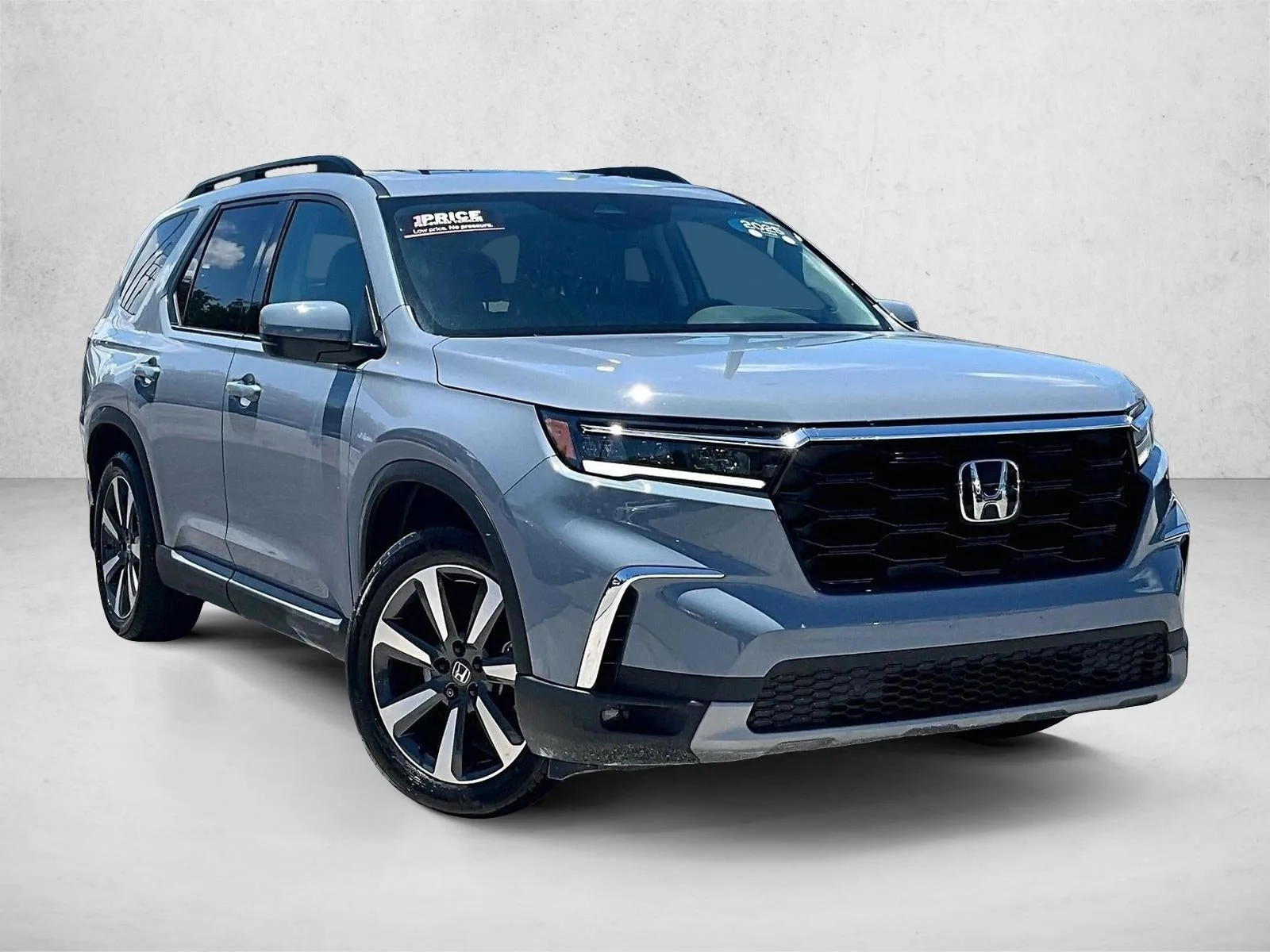 2025 Honda Pilot Touring photo 12