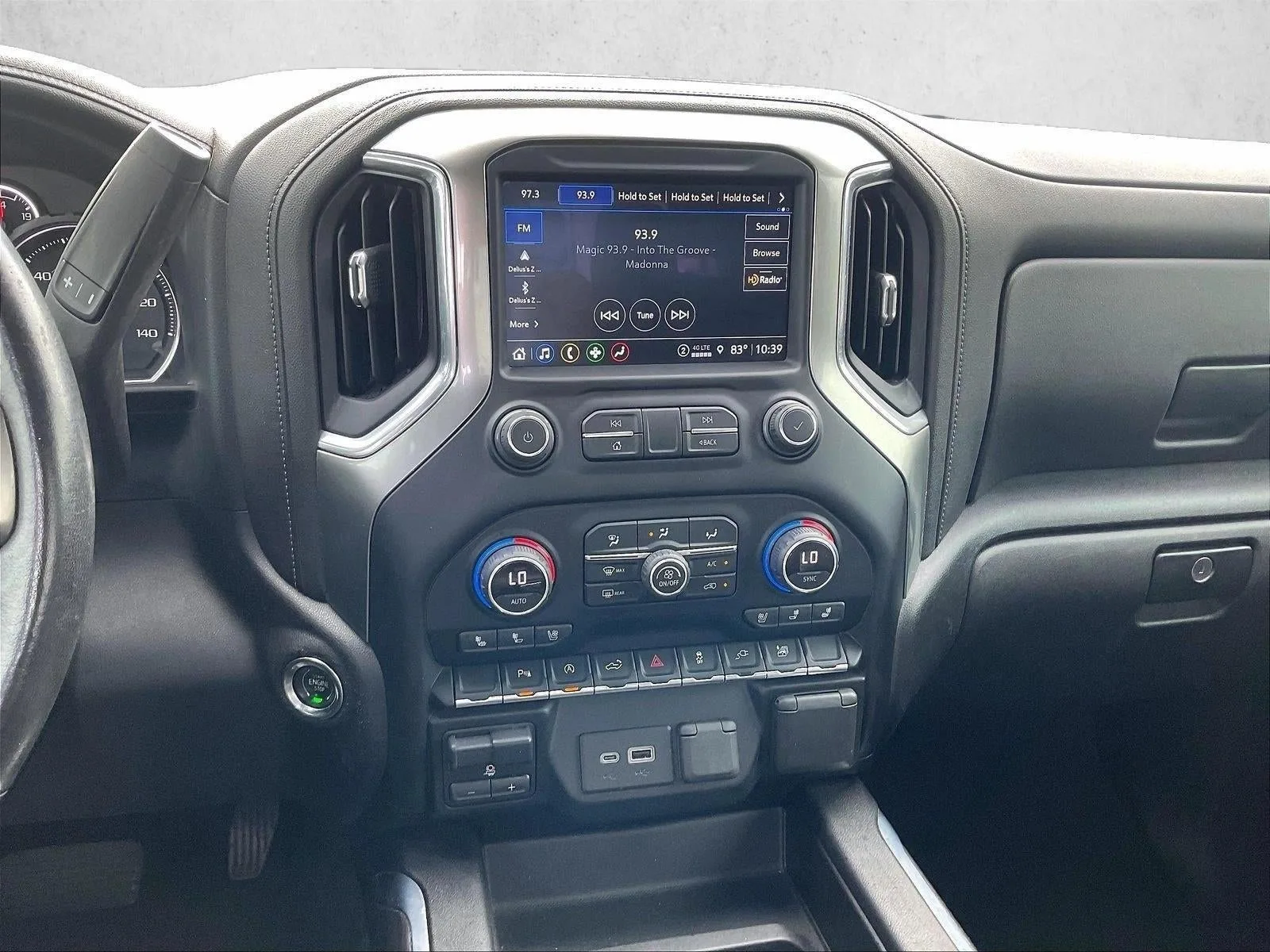 2021 Chevrolet Silverado 1500 LTZ photo 6
