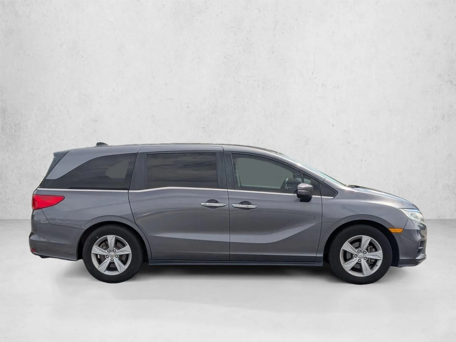 2018 Honda Odyssey EX photo 4