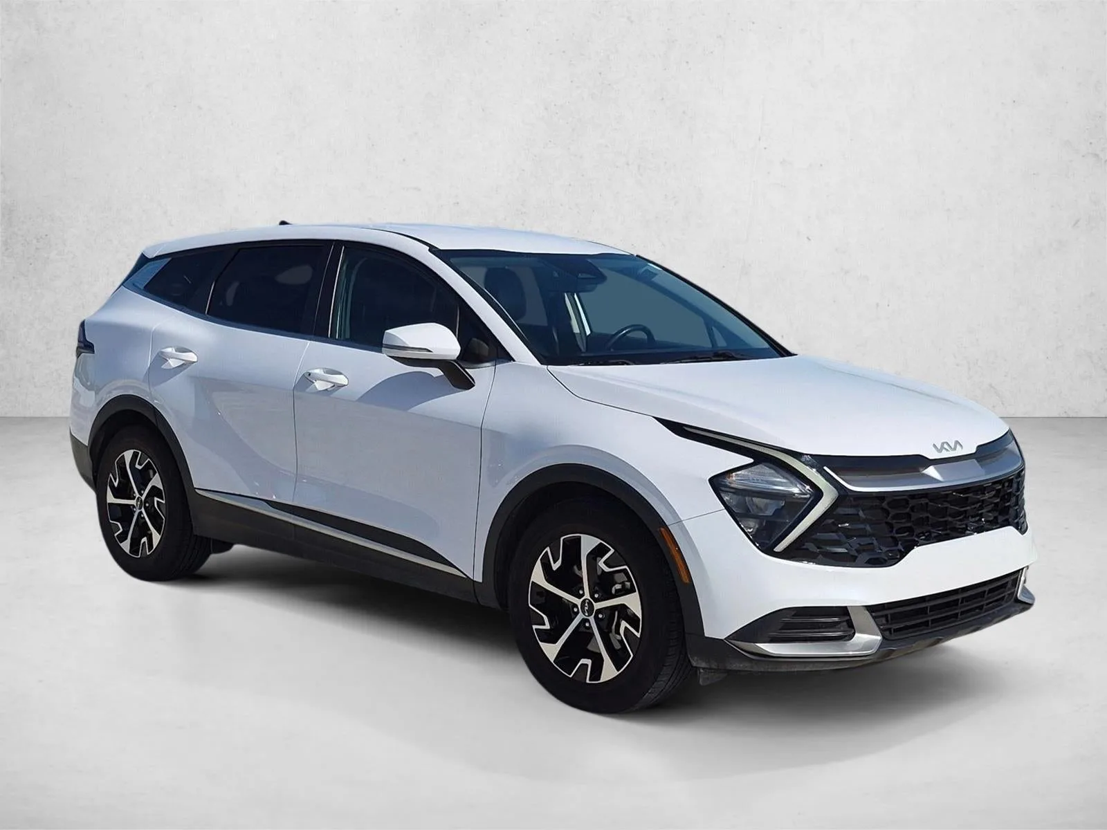 2023 Kia Sportage EX FWD photo 3