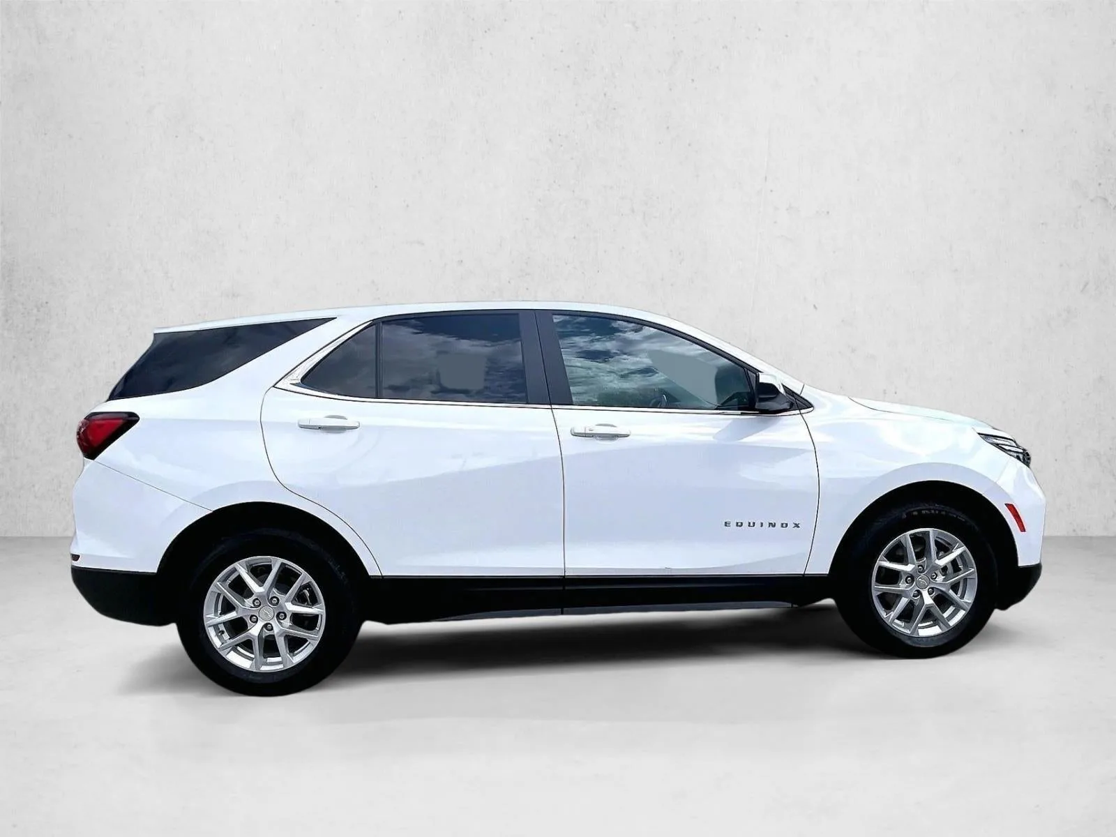 2023 Chevrolet Equinox LT photo 5