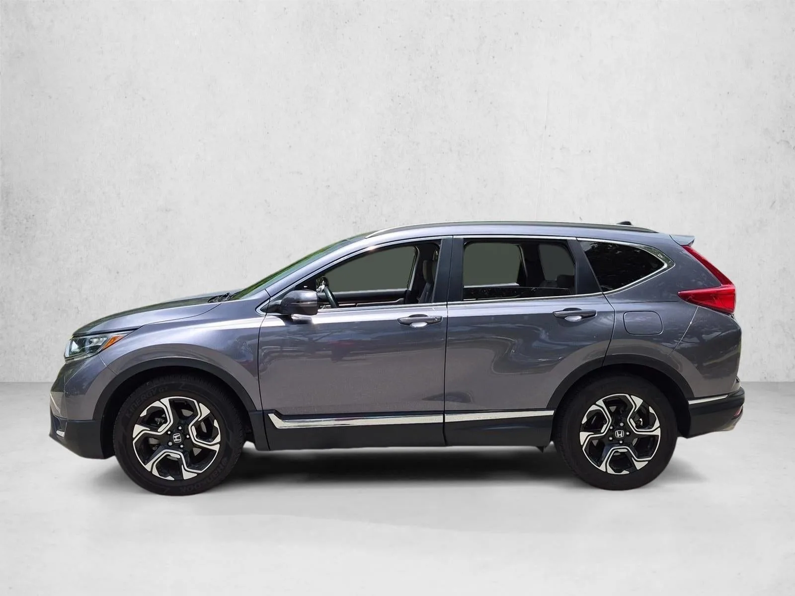 2017 Honda CR-V Touring 2WD photo 5