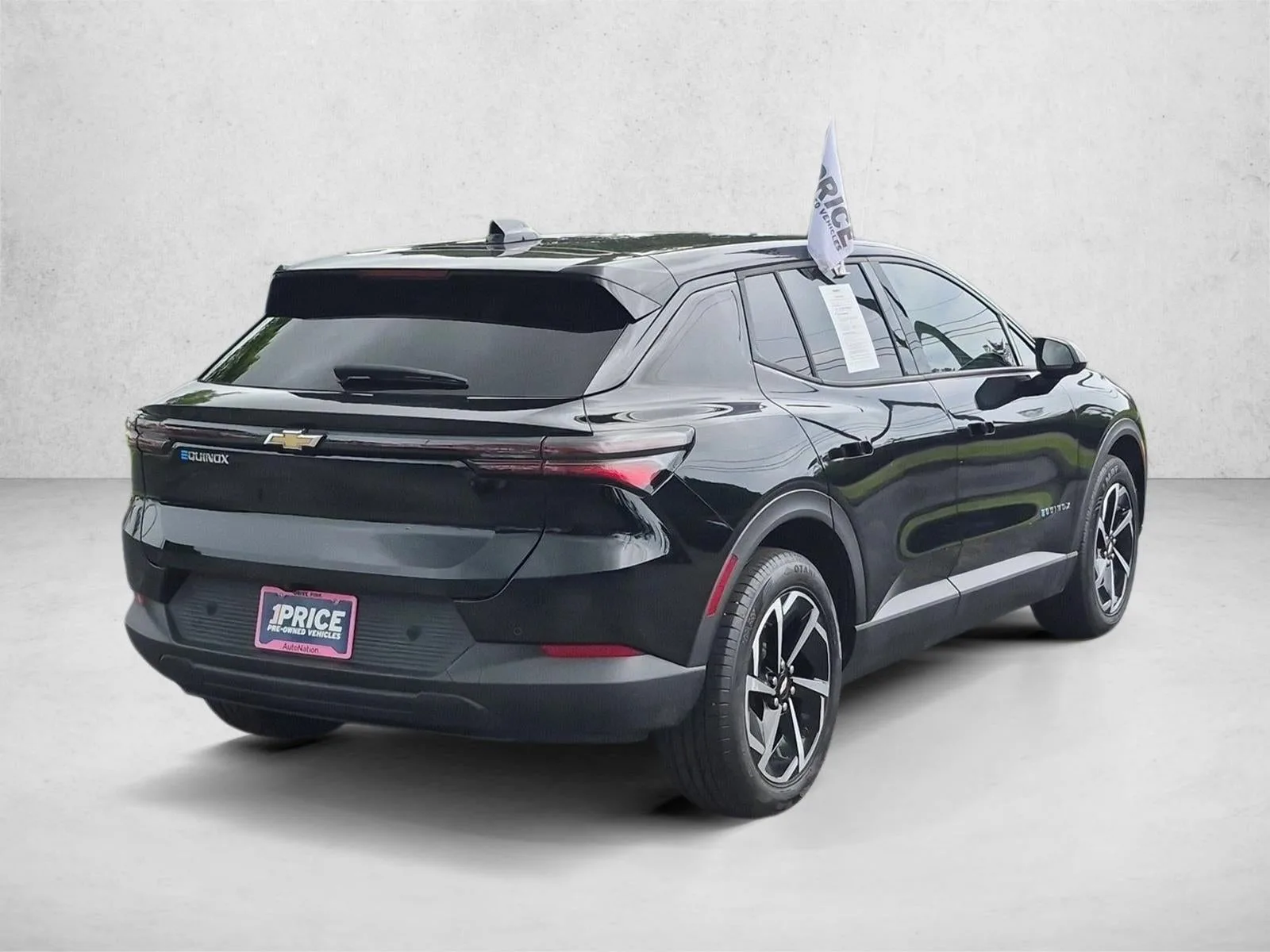 2025 Chevrolet Equinox EV LT photo 5