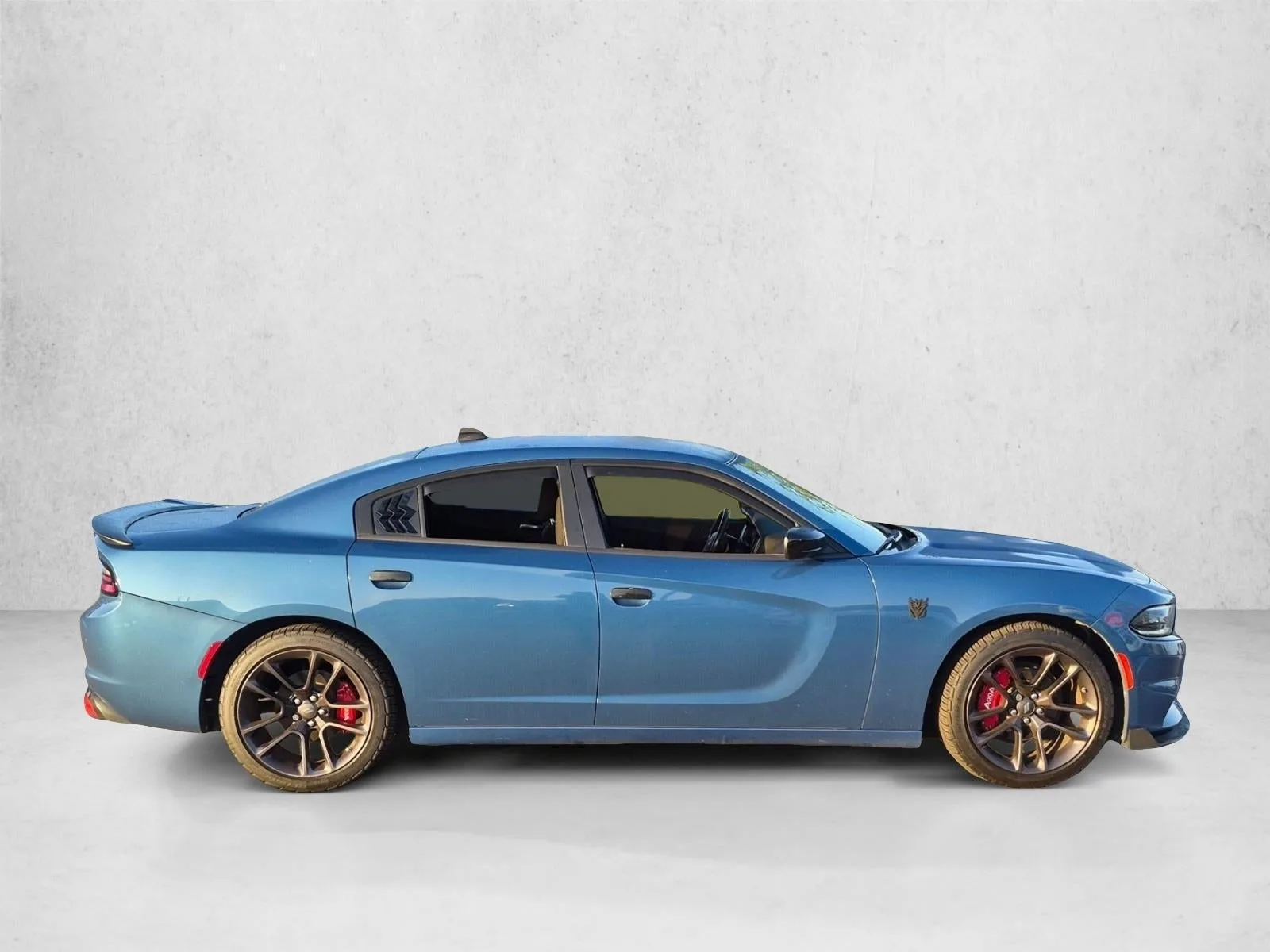2021 Dodge Charger SXT RWD photo 4