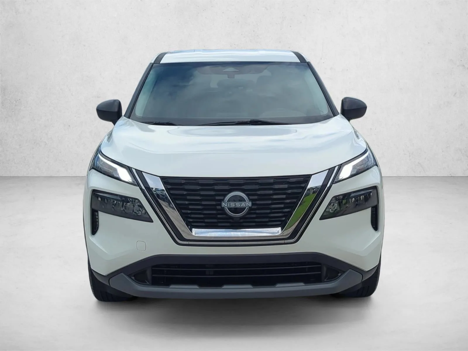 2023 Nissan Rogue FWD S photo 2
