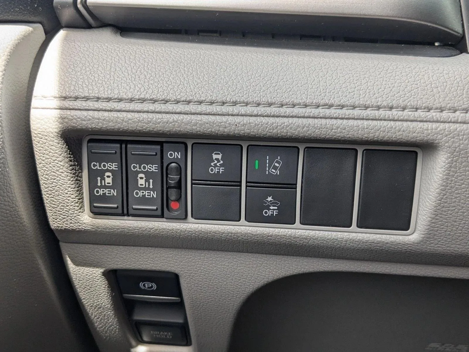 2018 Honda Odyssey EX photo 11