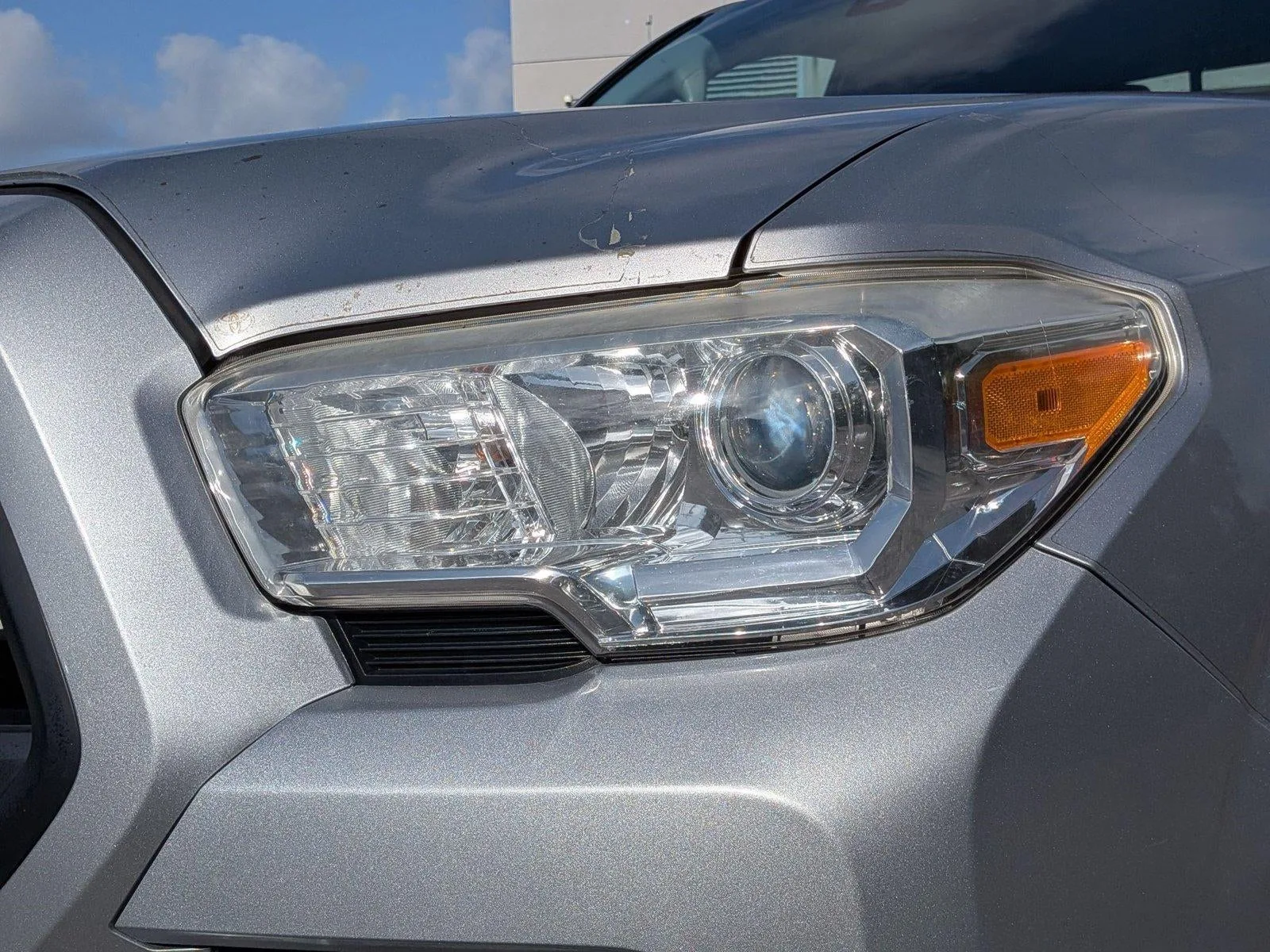 2018 Toyota Tacoma SR Access Cab 6' Bed I4 4x2 AT (GS) photo 2