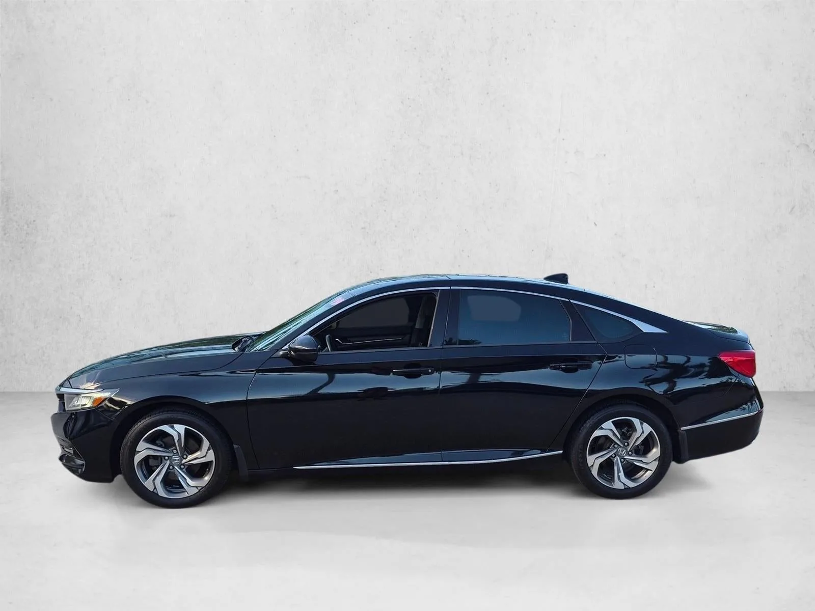 2019 Honda Accord Sedan EX-L 1.5T CVT photo 9