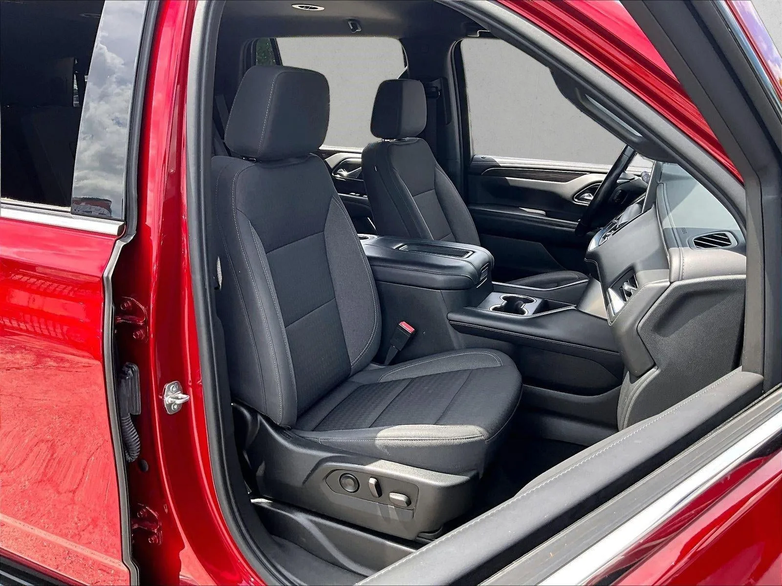 2021 Chevrolet Tahoe LS photo 9