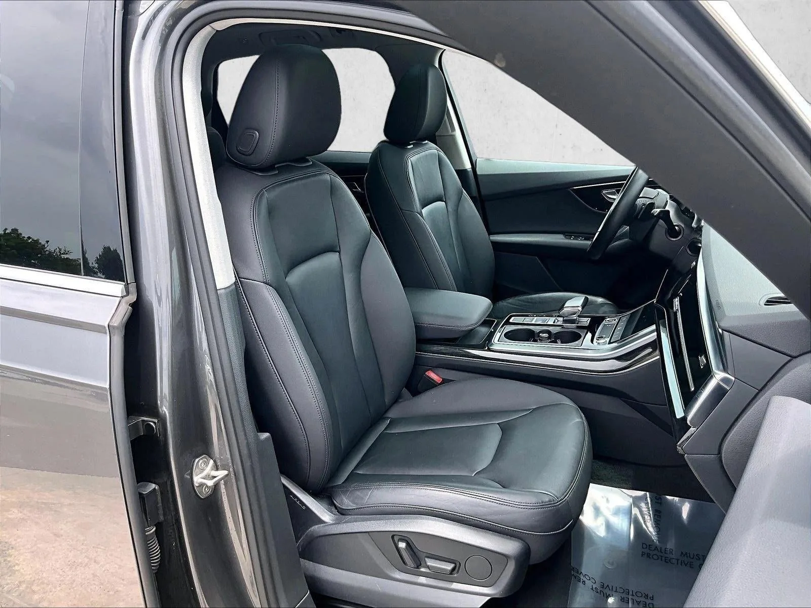 2022 Audi Q7 Premium 45 TFSI quattro Tiptronic photo 9