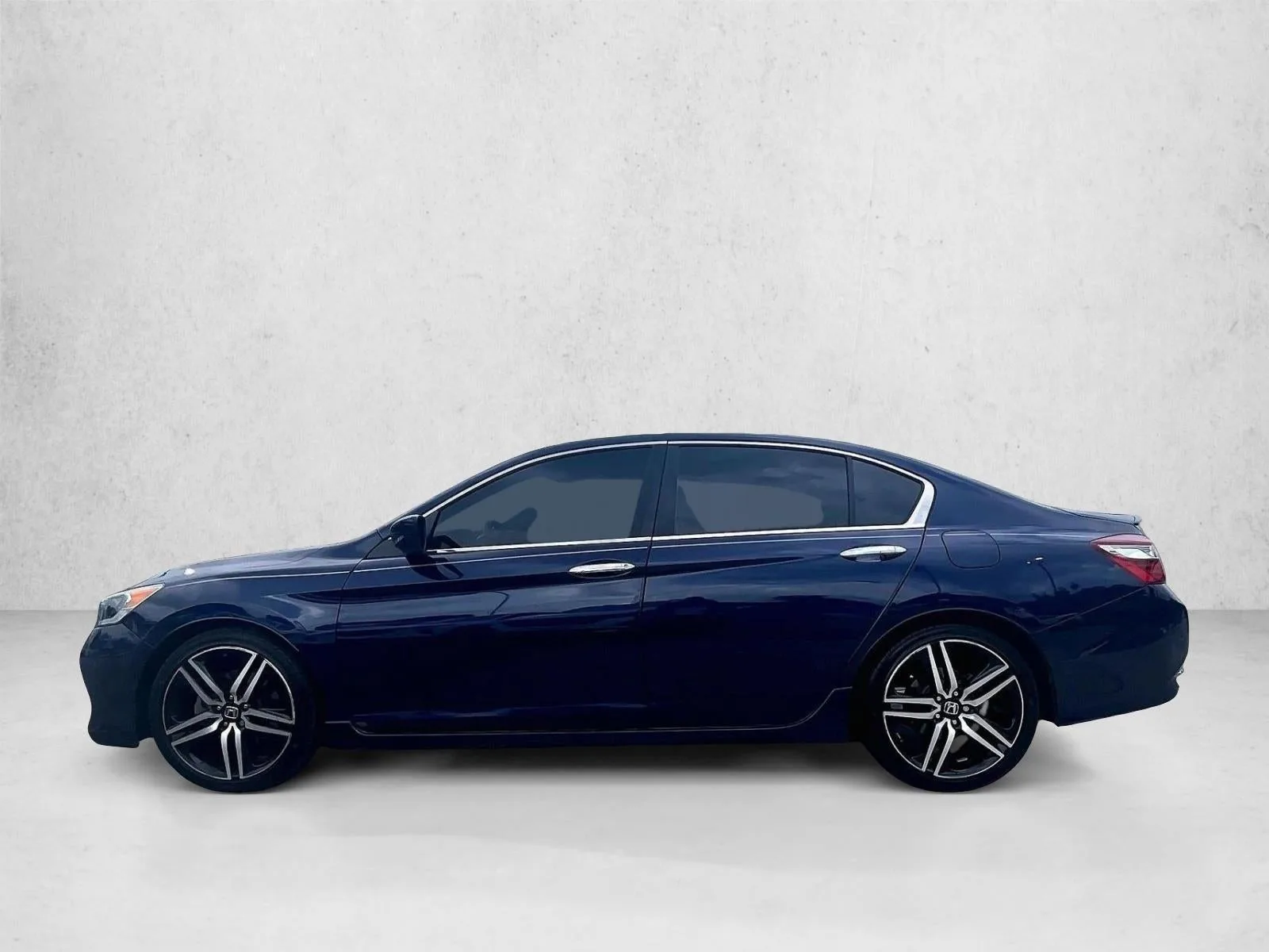 2017 Honda Accord Sport photo 6