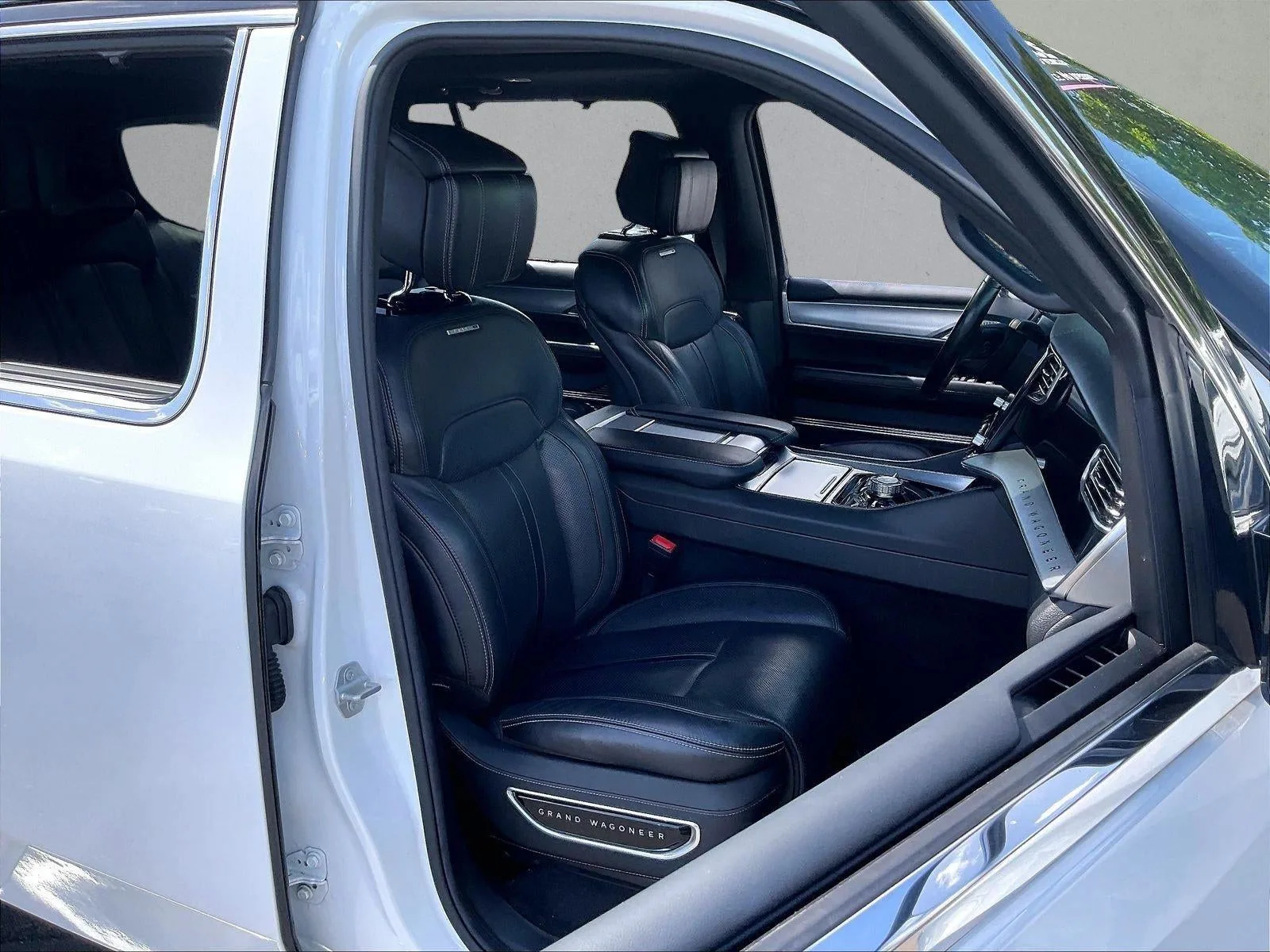 2022 Jeep Grand Wagoneer Series I 4x4 photo 9