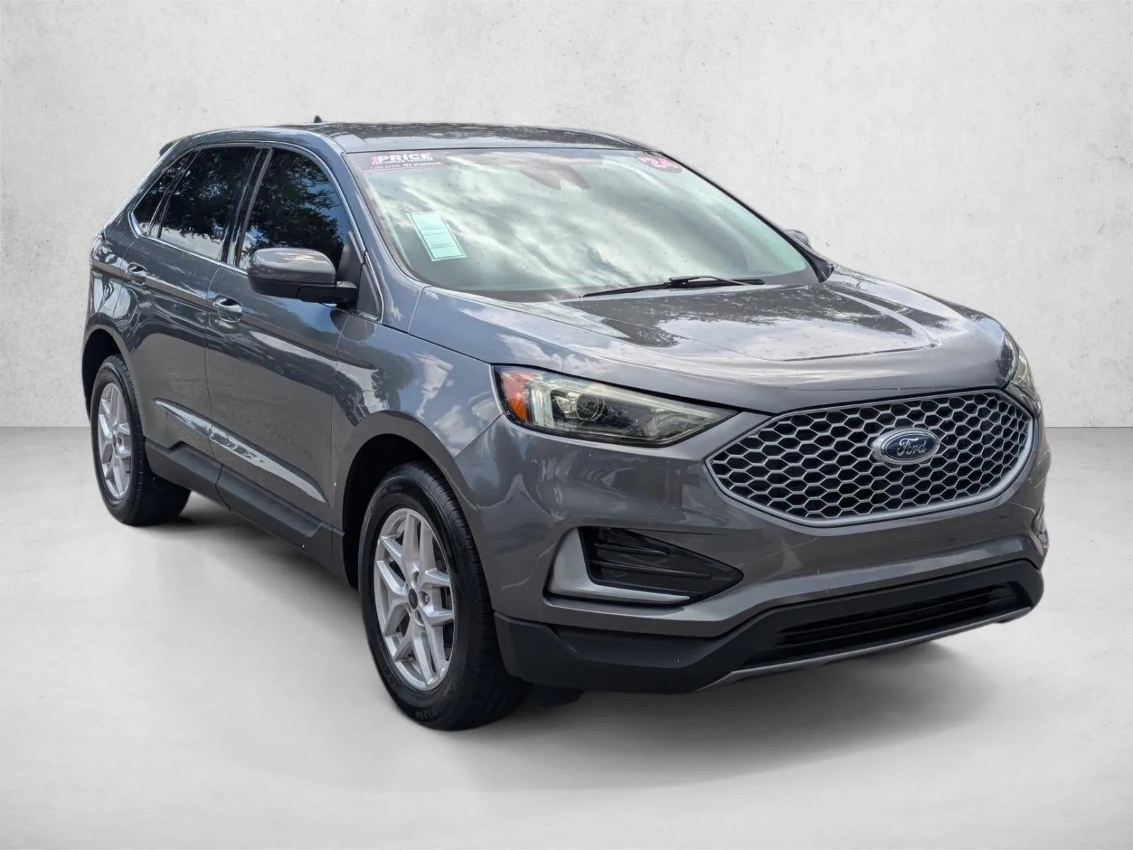 2024 Ford Edge SEL AWD photo 3