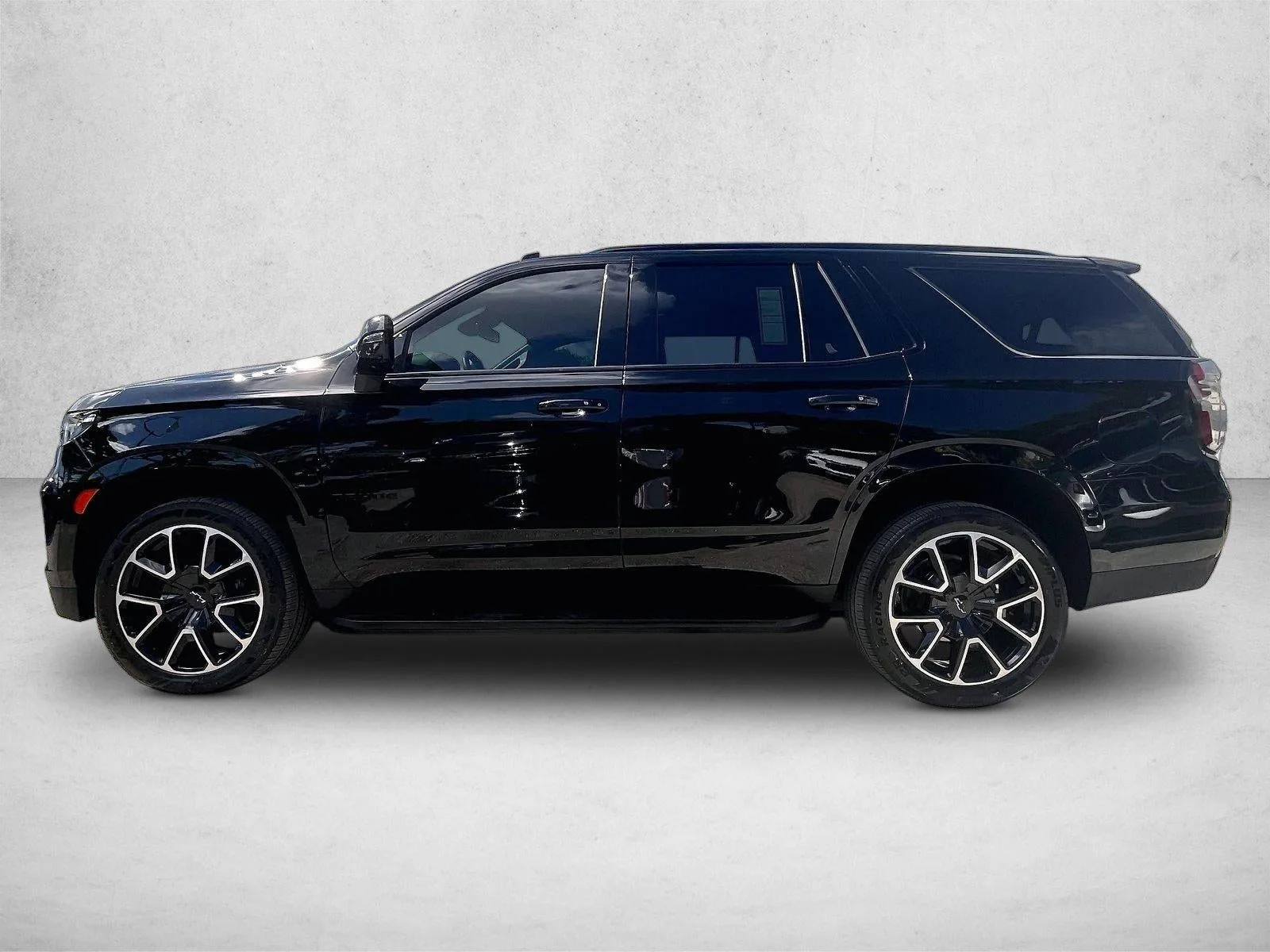 2023 Chevrolet Tahoe RST photo 6