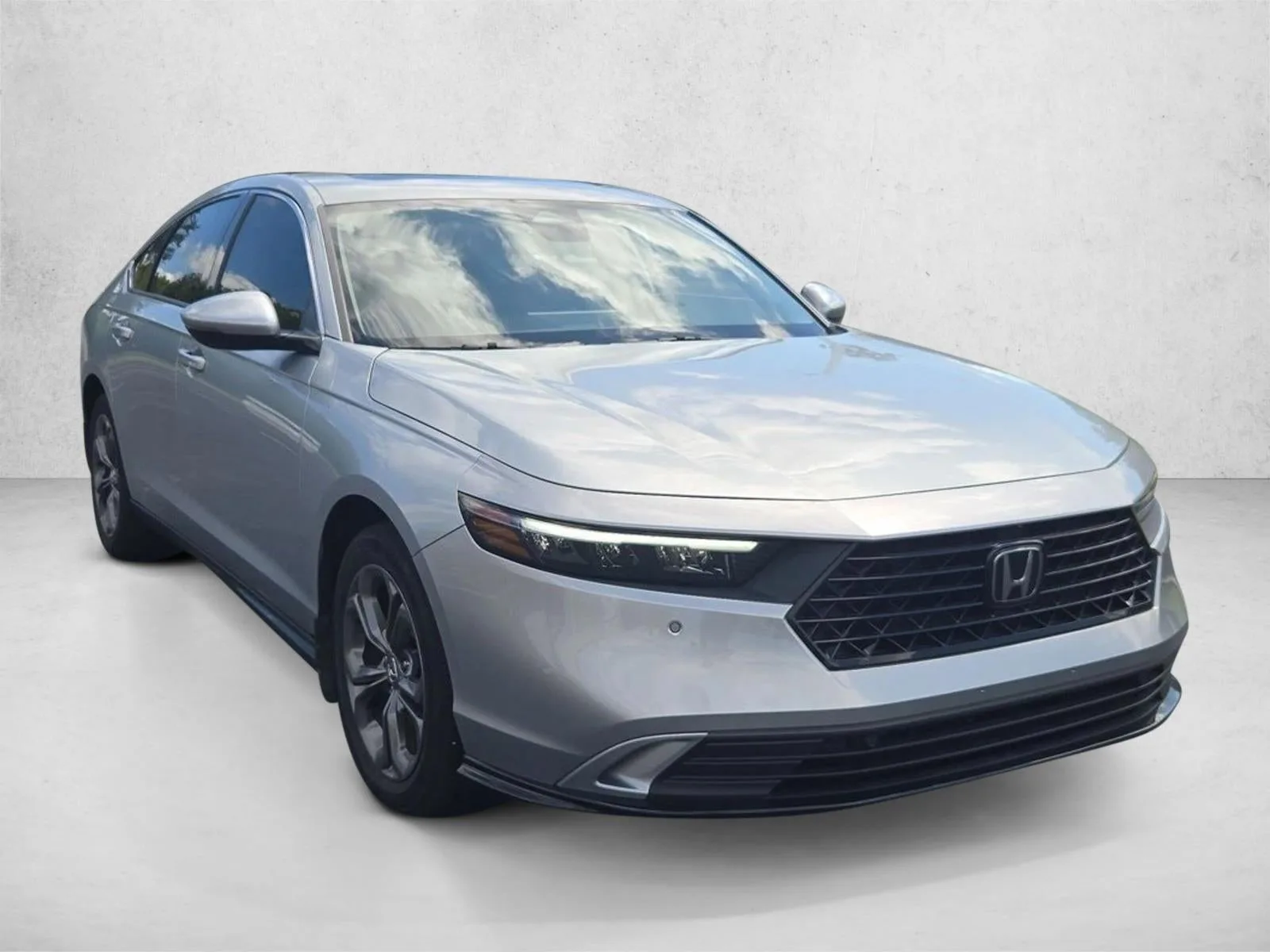 2025 Honda Accord Hybrid EX-L photo 4