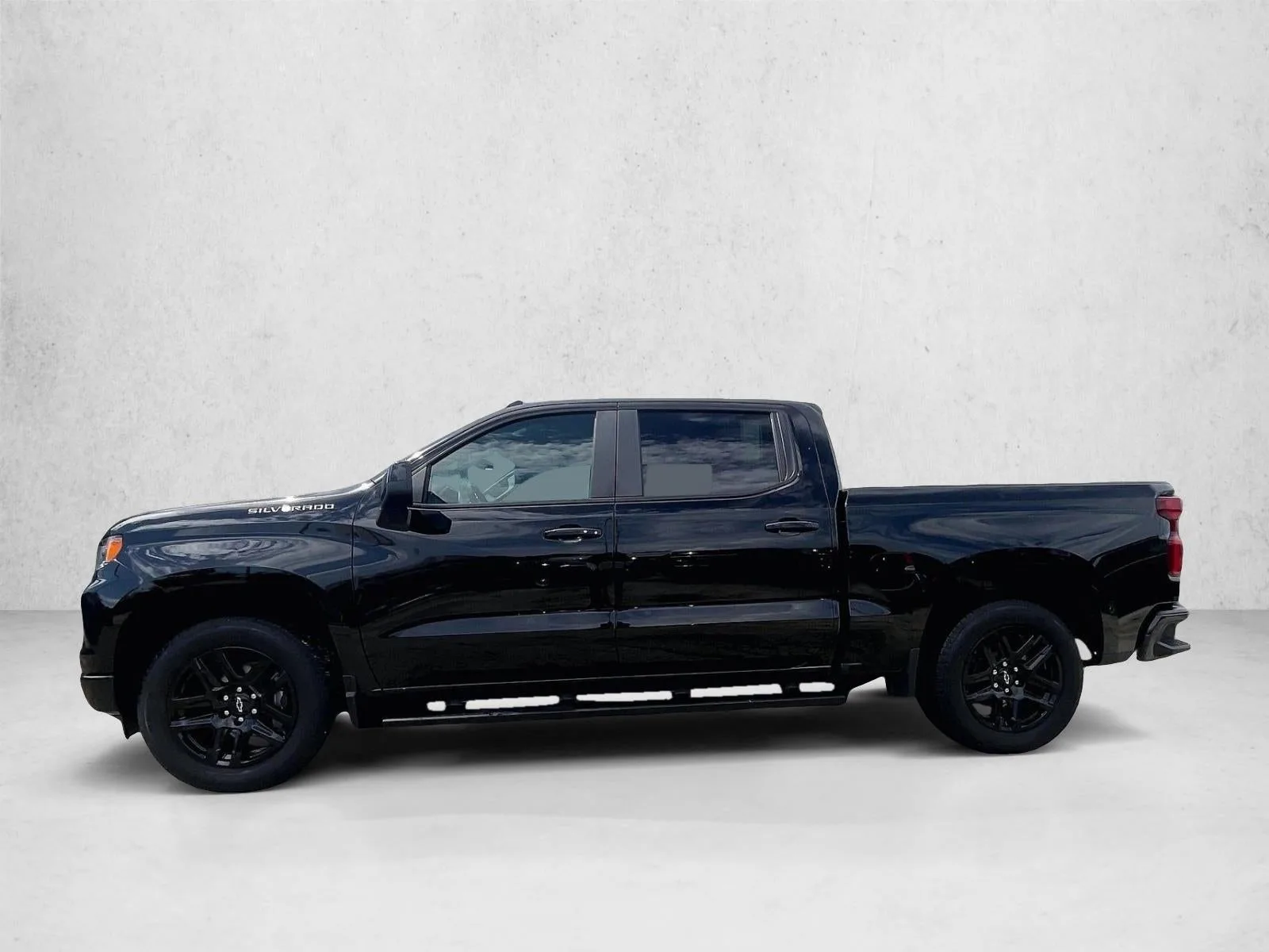 2025 Chevrolet Silverado 1500 RST photo 6