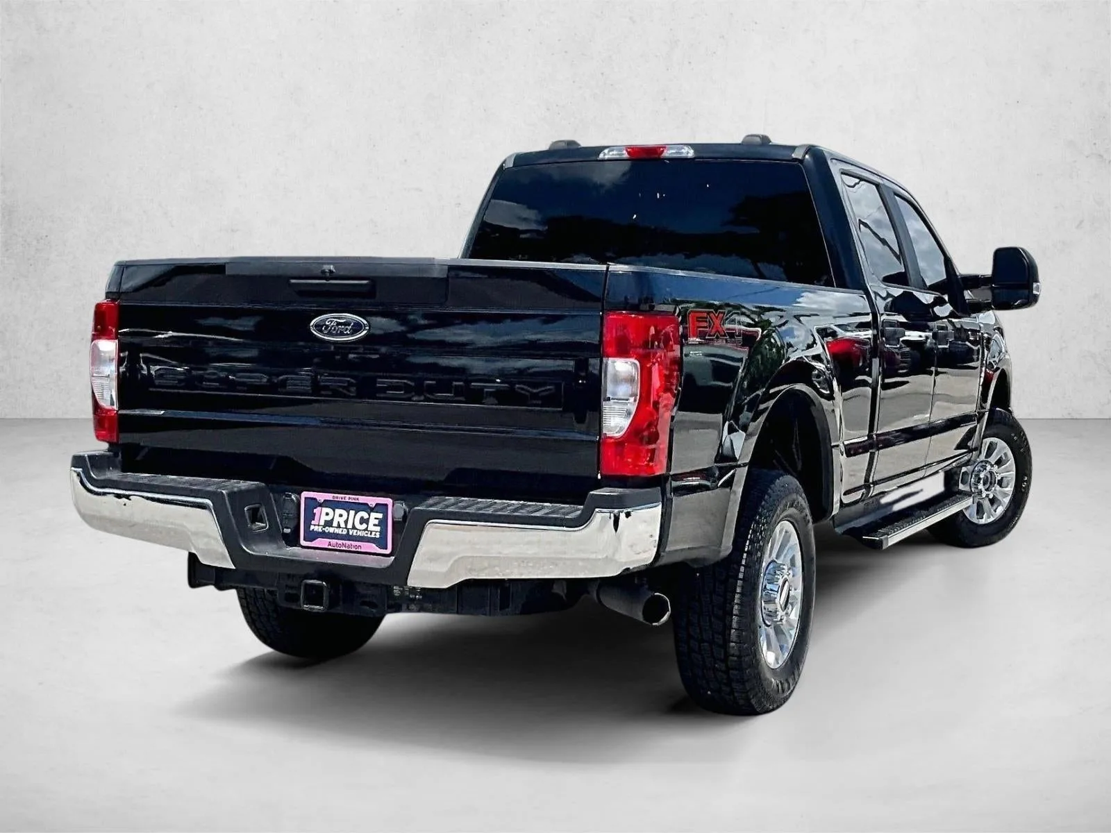 2020 Ford Super Duty F-250 SRW XL photo 2