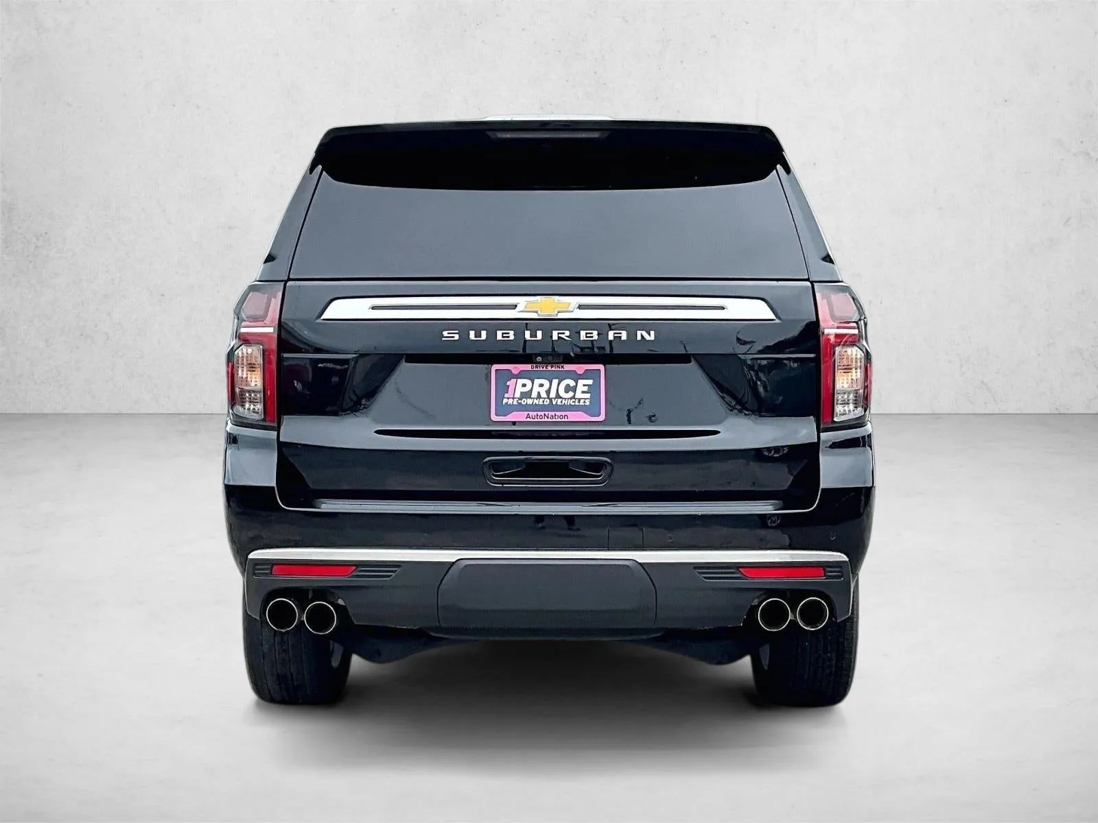 2023 Chevrolet Suburban High Country photo 4
