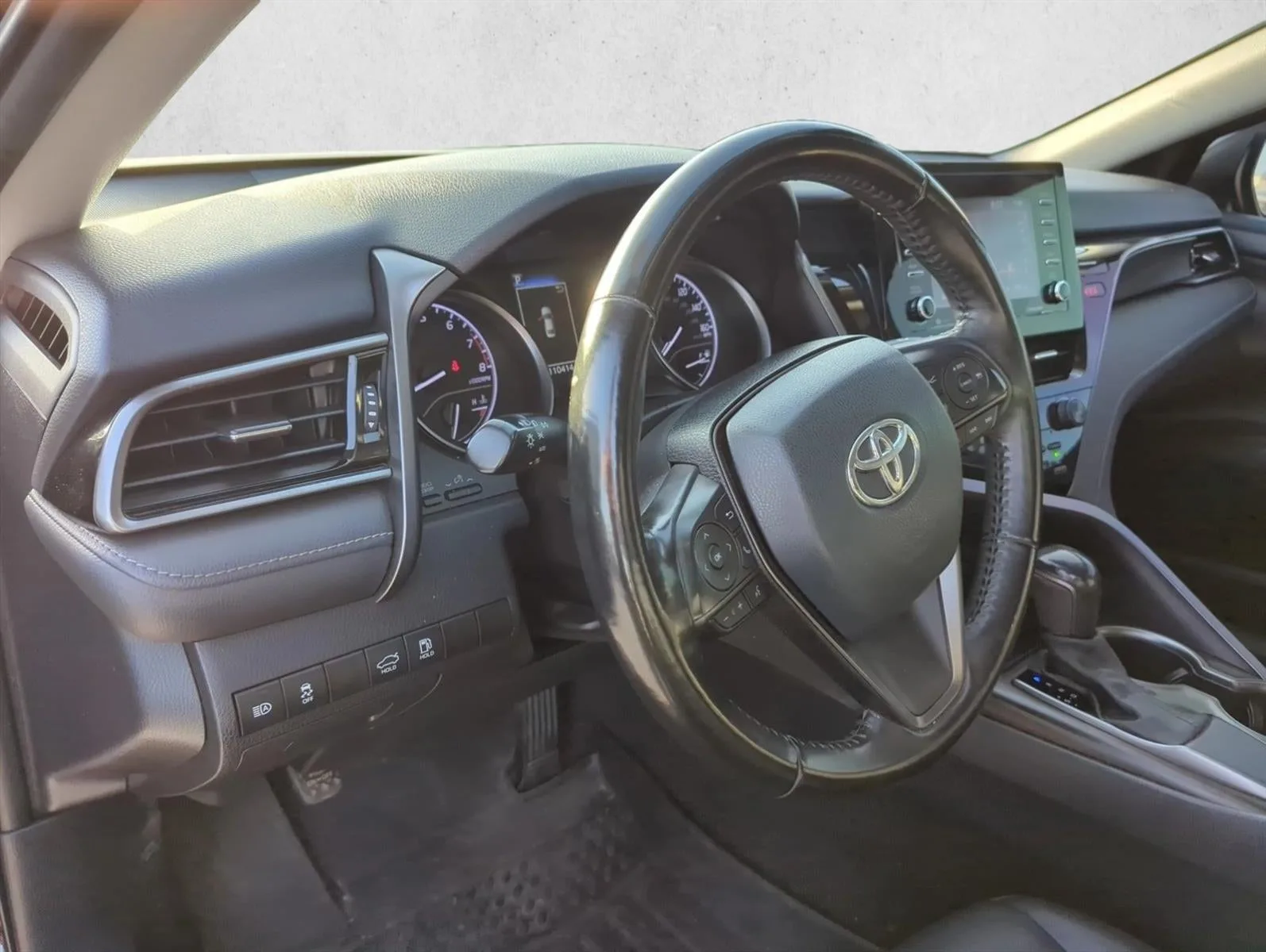 2021 Toyota Camry SE Auto (SE) photo 12