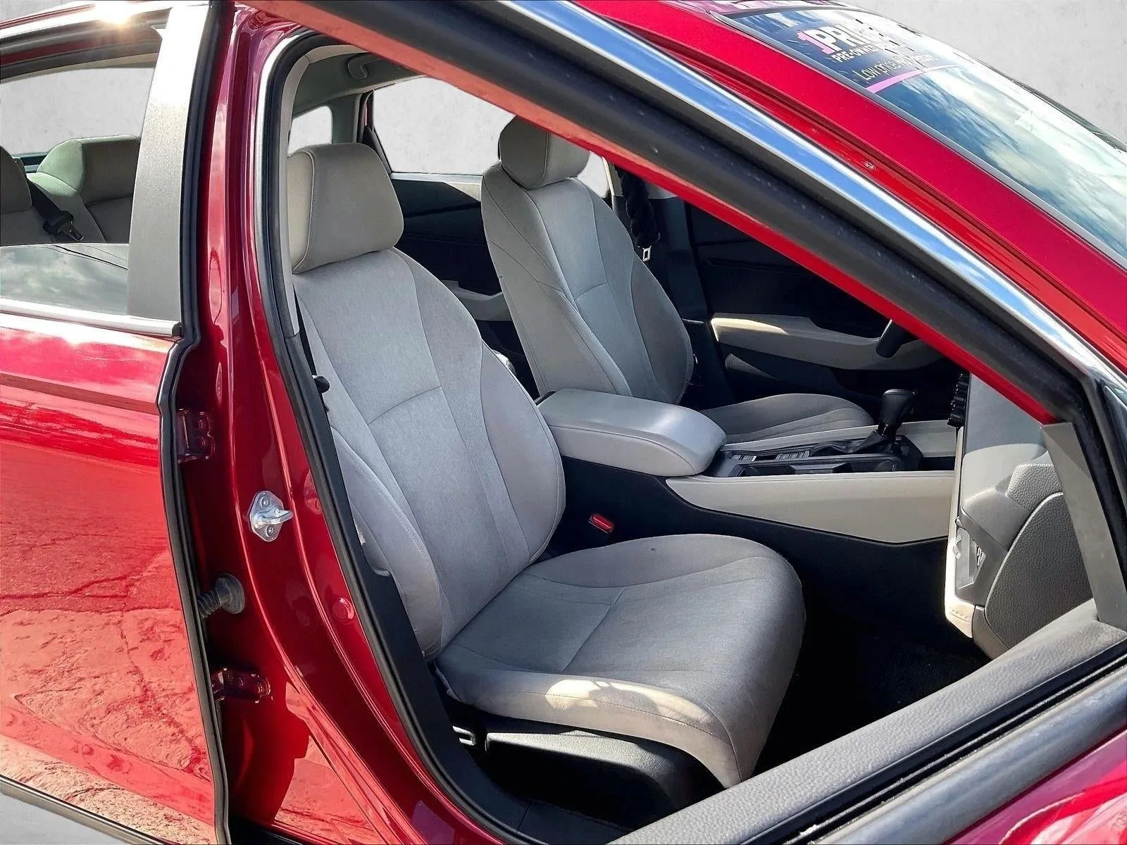 2025 Honda Accord Sedan LX photo 9