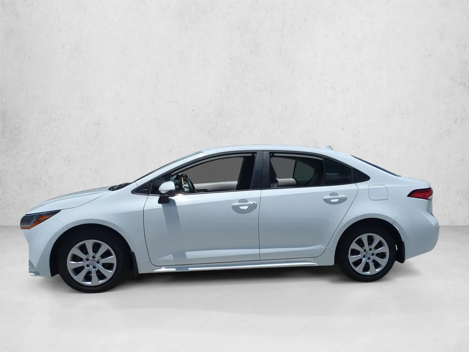 2026 Toyota Corolla LE CVT (Natl) photo 9