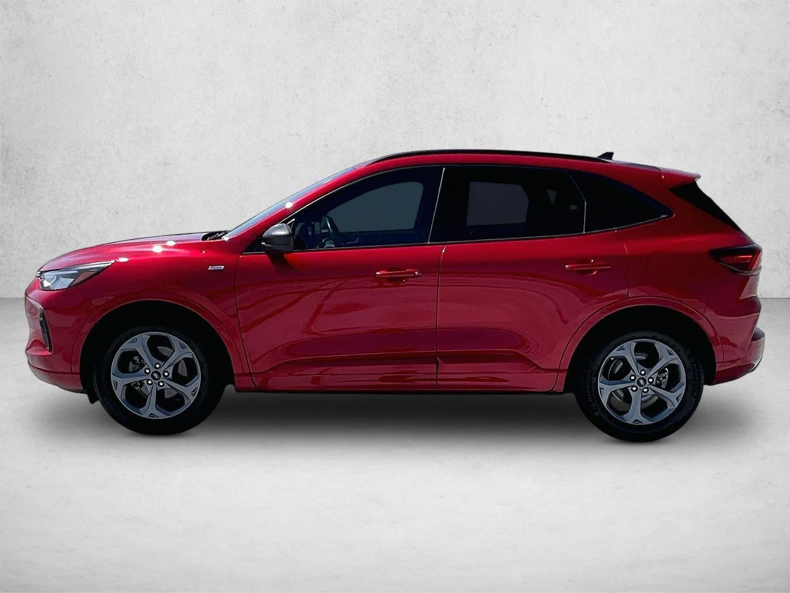 2024 Ford Escape ST-Line photo 6