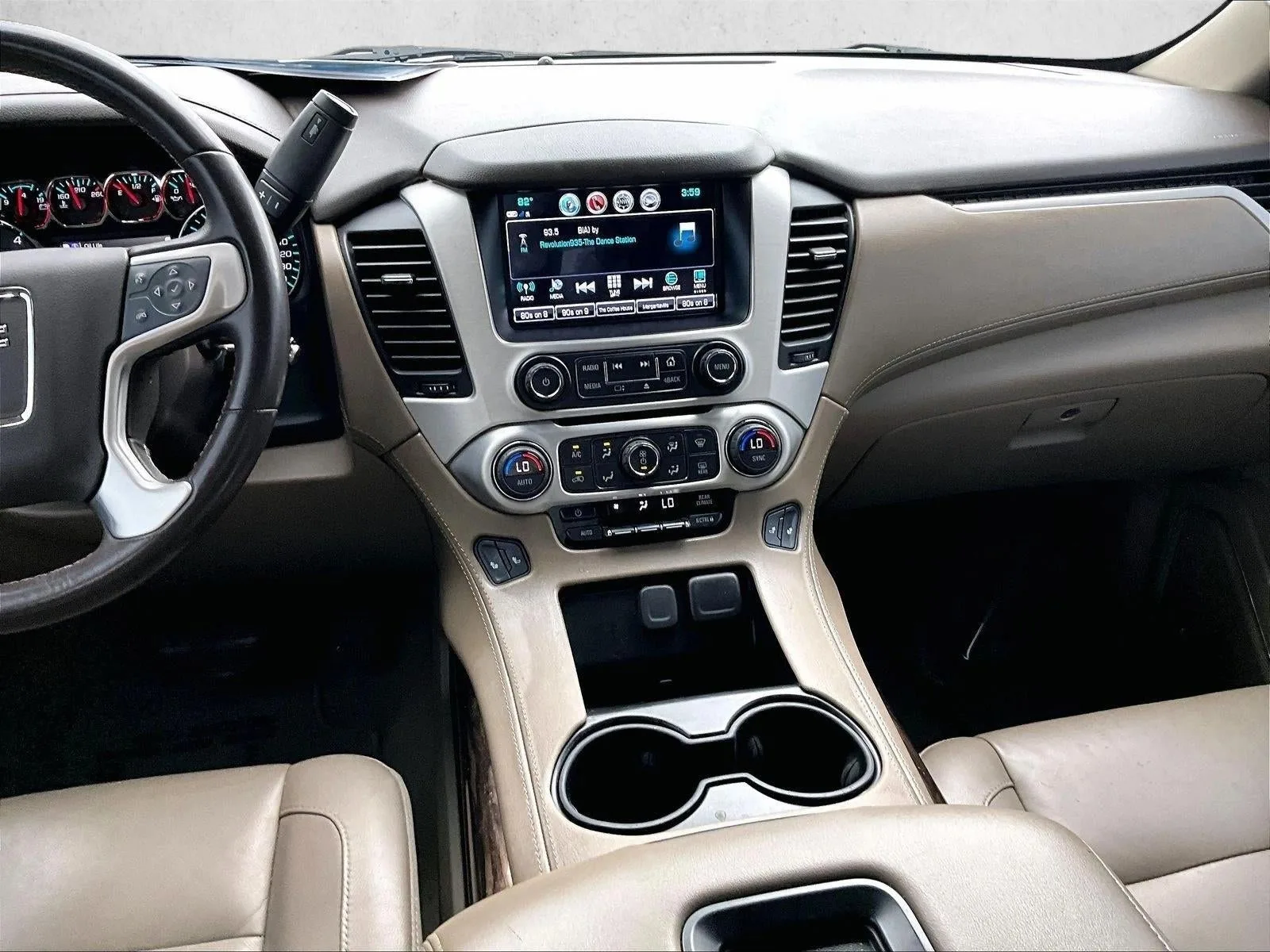 2020 GMC Yukon SLT Standard Edition photo 8