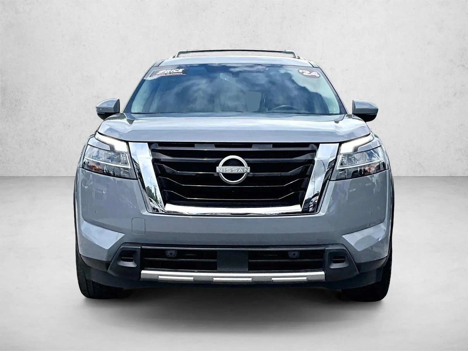 2024 Nissan Pathfinder Platinum 4WD photo 3