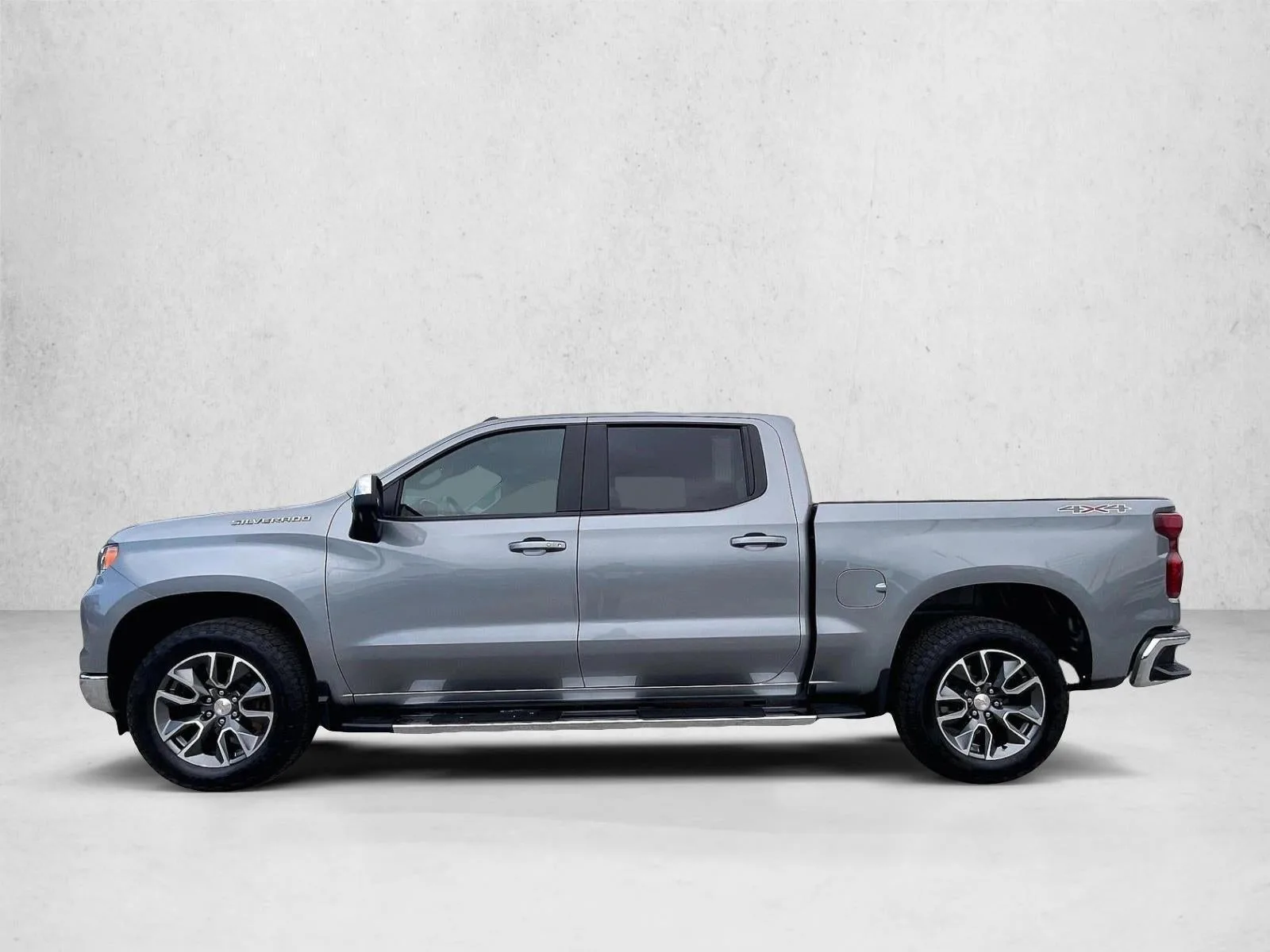 2025 Chevrolet Silverado 1500 LT photo 6