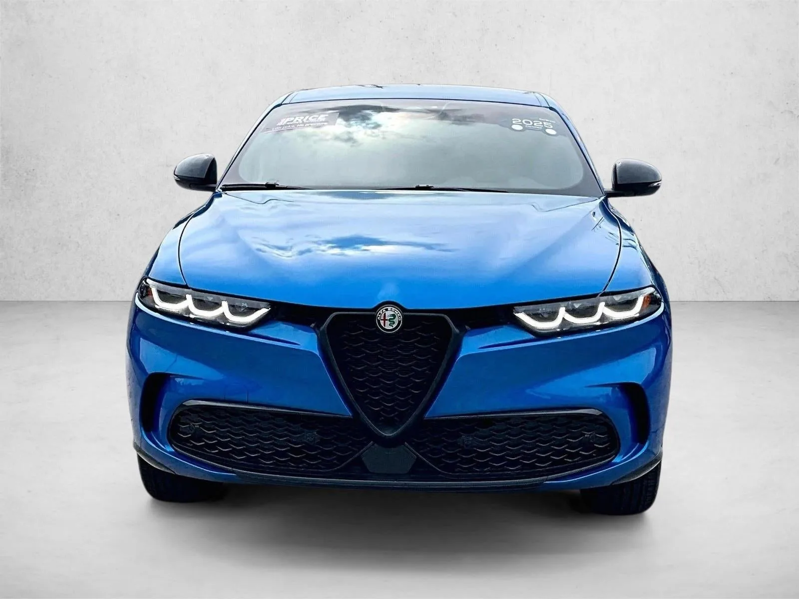 2025 Alfa Romeo Tonale Base photo 3