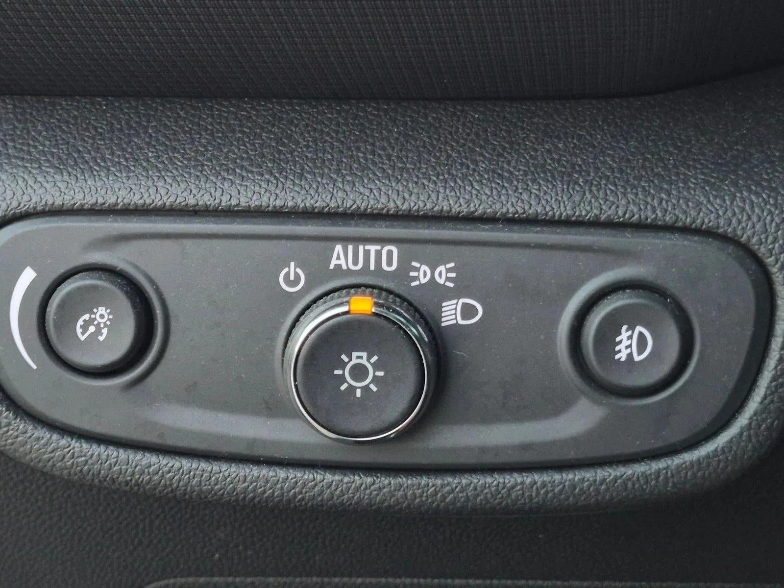 2023 Chevrolet Trailblazer FWD 4dr ACTIV photo 12