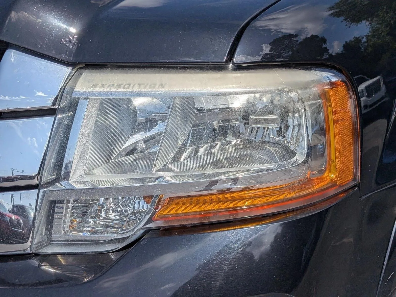 2016 Ford Expedition EL 4WD 4dr XLT photo 2
