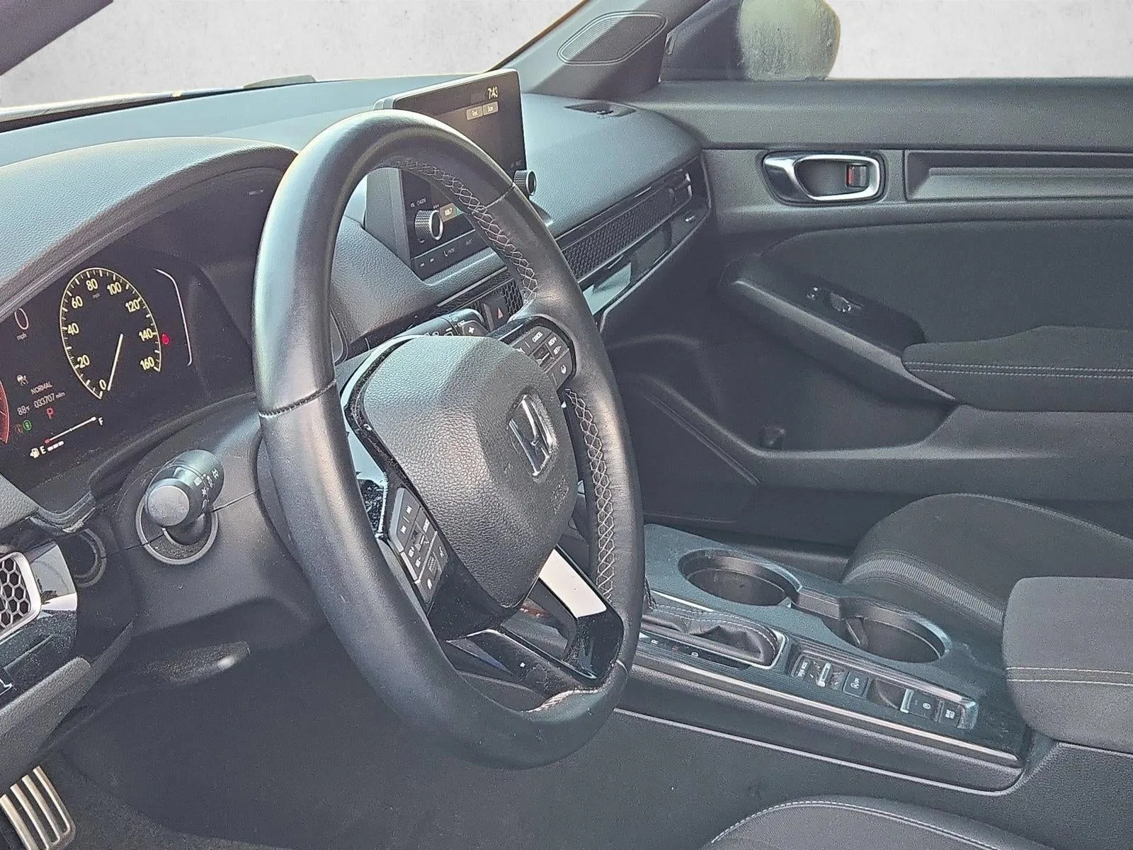 2022 Honda Civic Hatchback Sport CVT photo 9