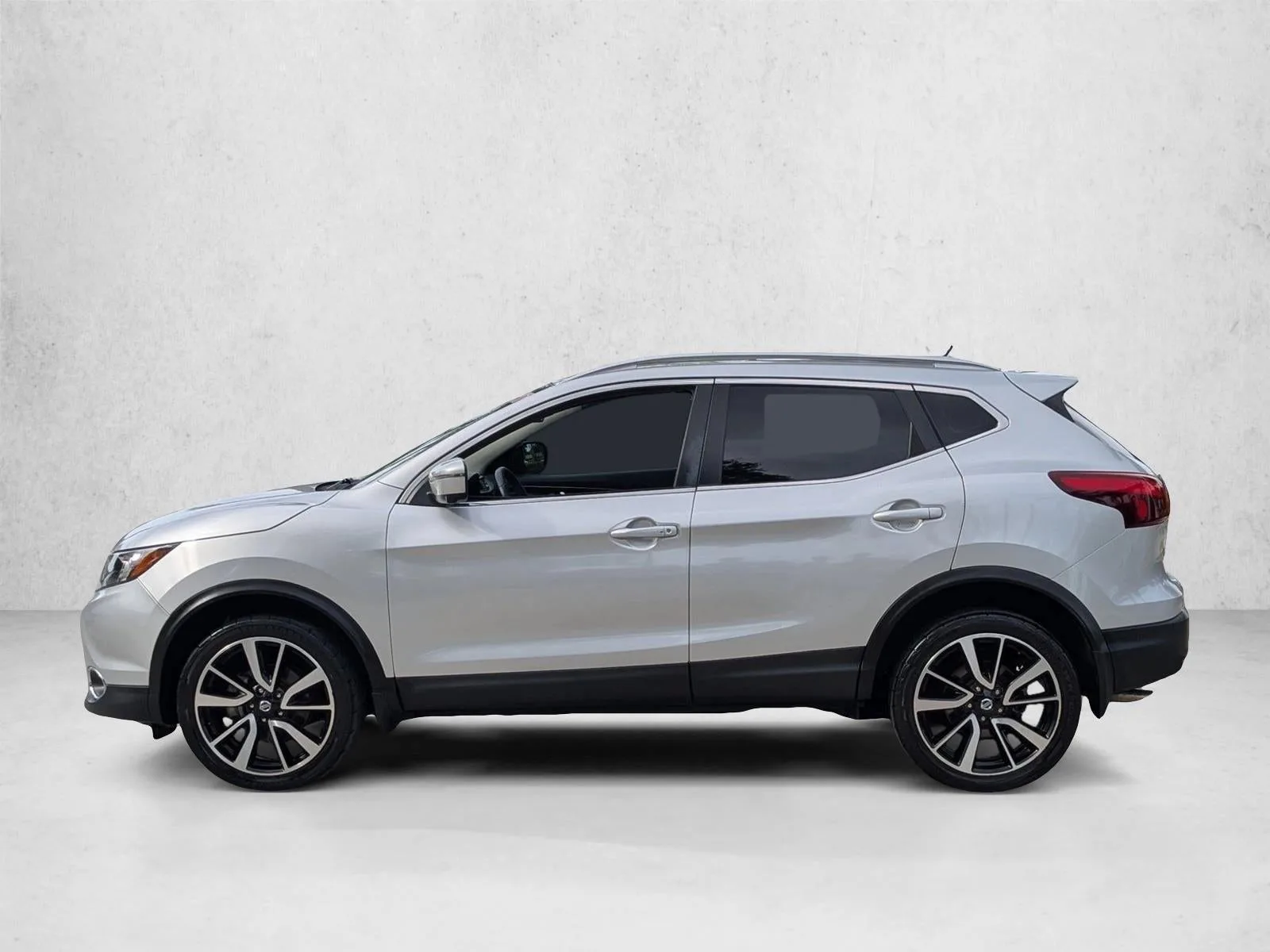 2017 Nissan Rogue Sport FWD SL photo 9