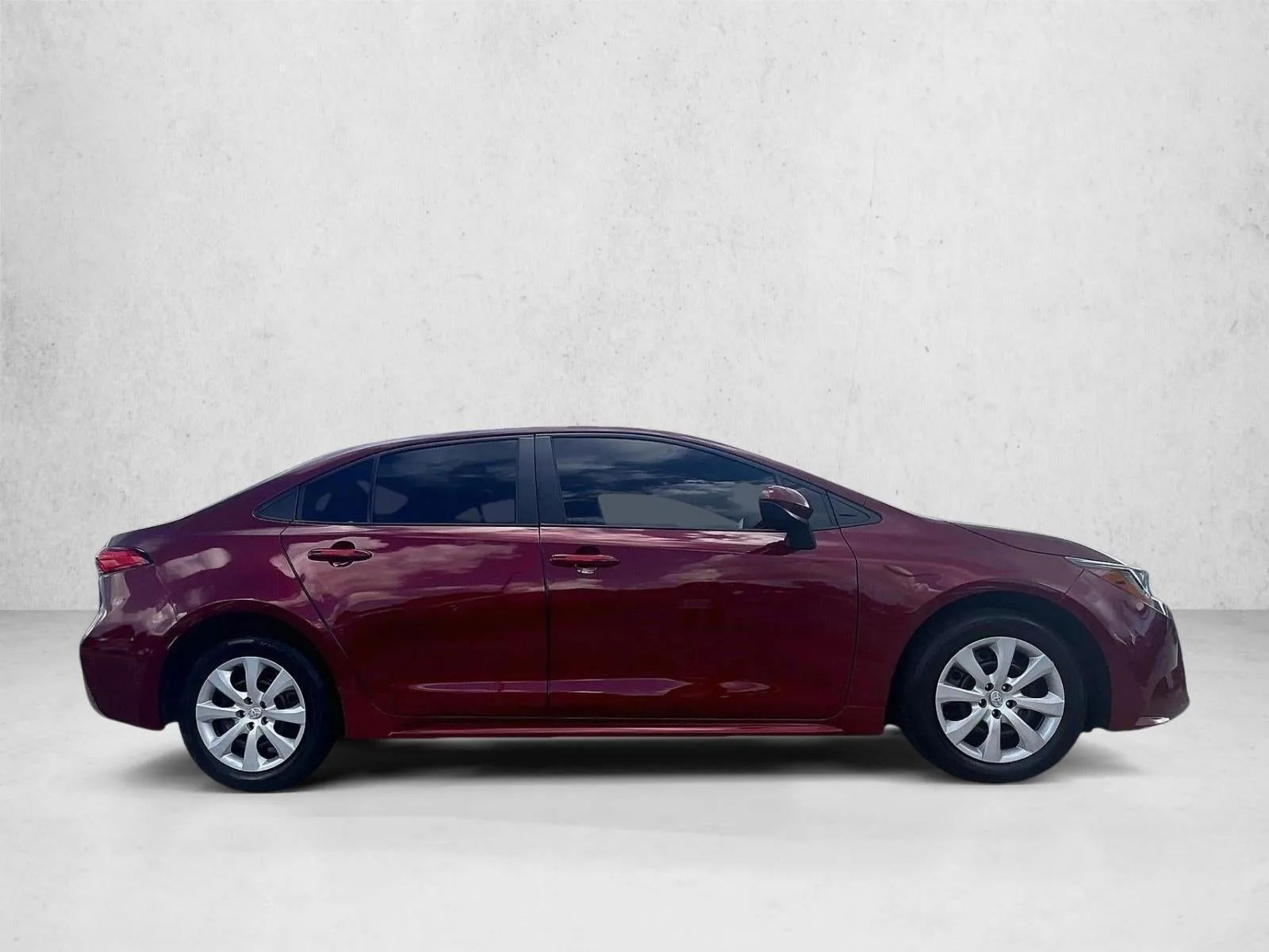 2024 Toyota Corolla LE photo 5