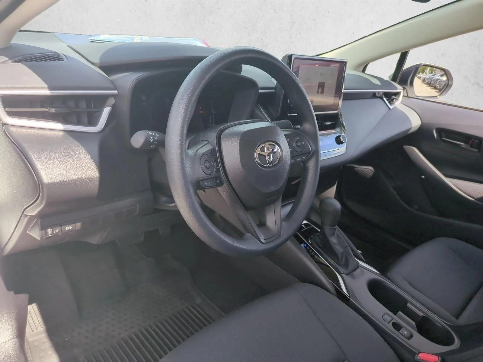 2026 Toyota Corolla LE CVT (Natl) photo 10