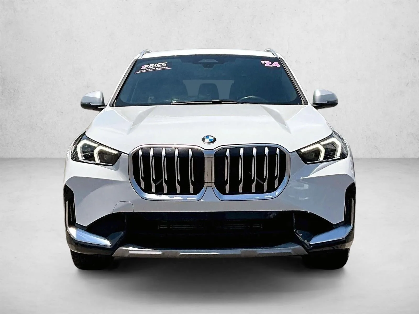 2024 BMW X1 xDrive28i photo 3