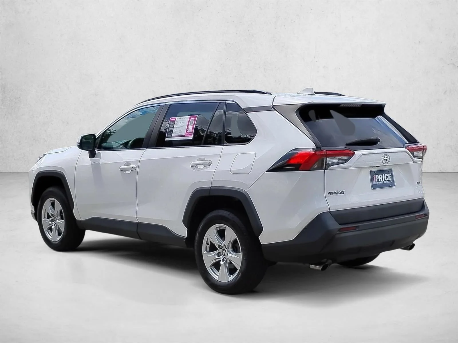 2021 Toyota RAV4 XLE FWD (GS) photo 7