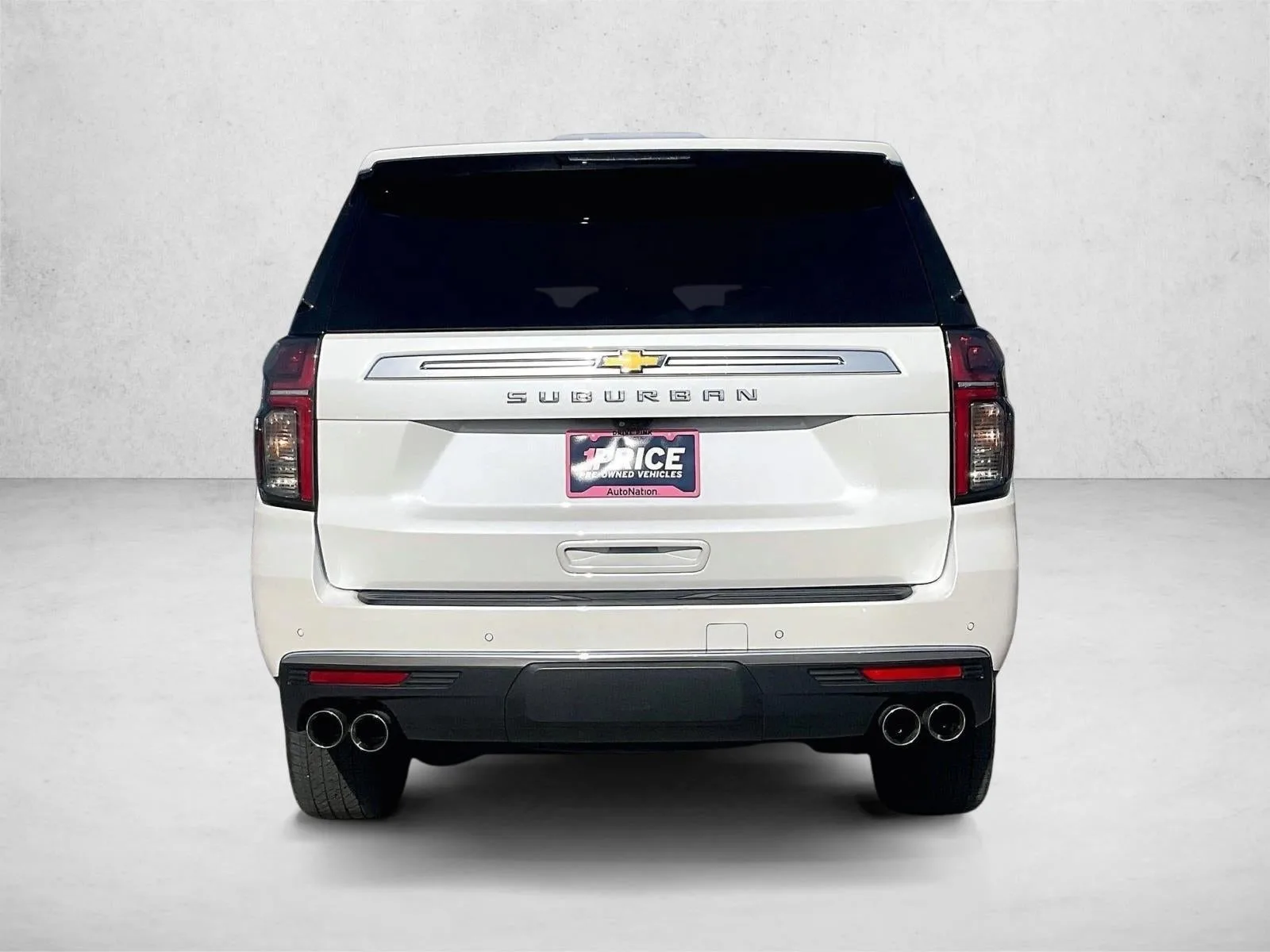 2024 Chevrolet Suburban High Country photo 4