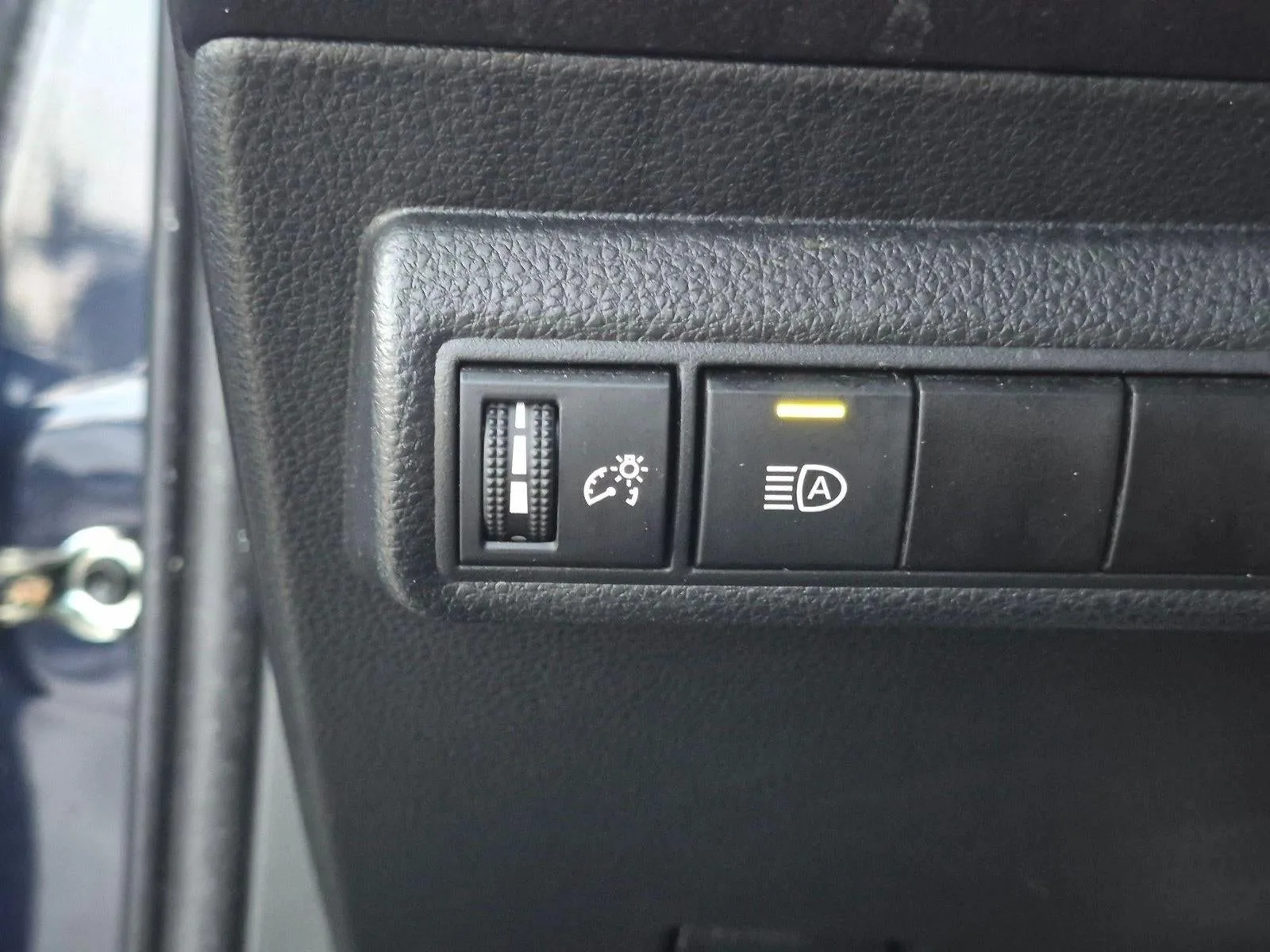 2021 Toyota Corolla LE CVT (Natl) photo 10