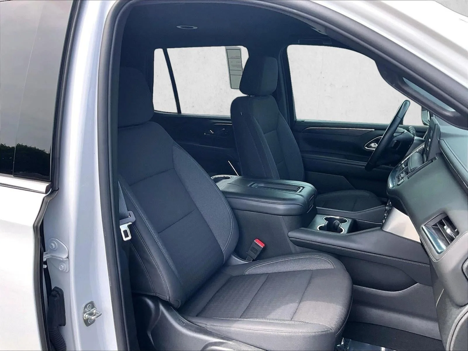 2024 Chevrolet Tahoe LS photo 9