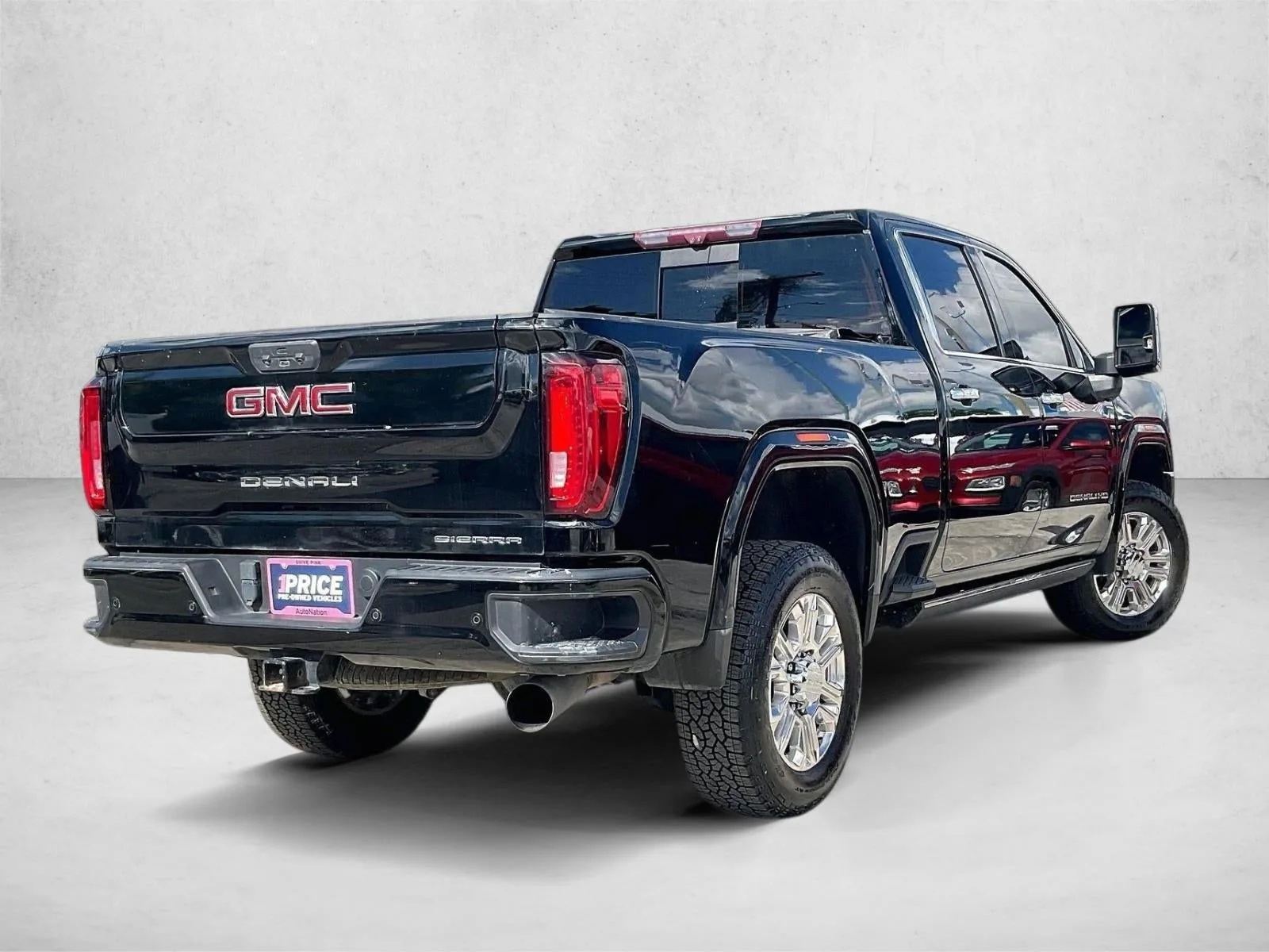 2023 GMC Sierra 2500 HD Denali photo 2